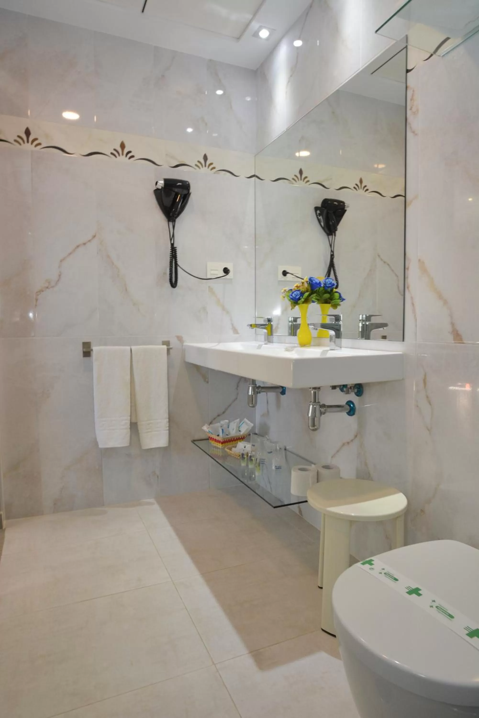 Bathroom in Torrejoven