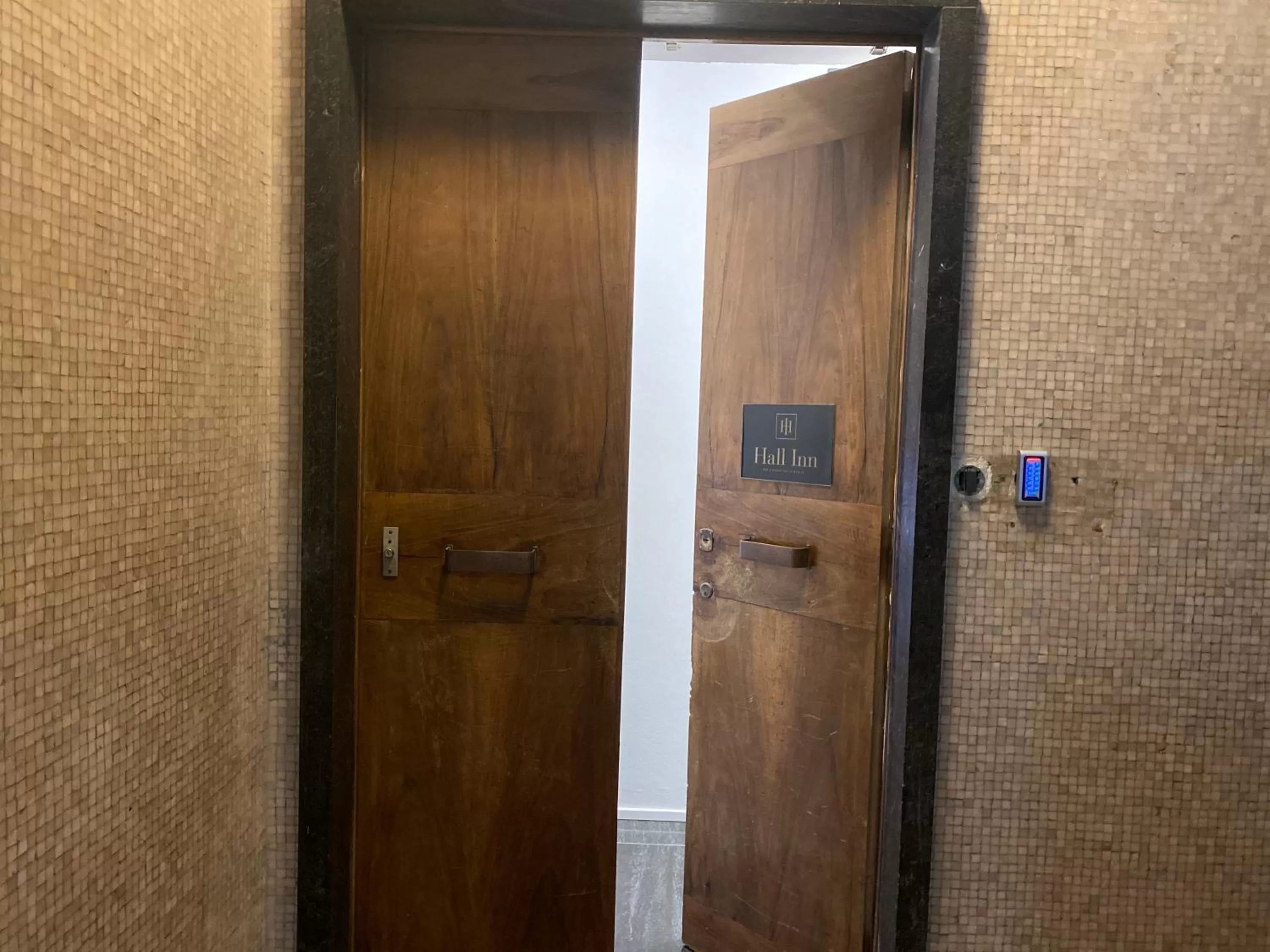 Bathroom in Hall inn B&B in Chiostro