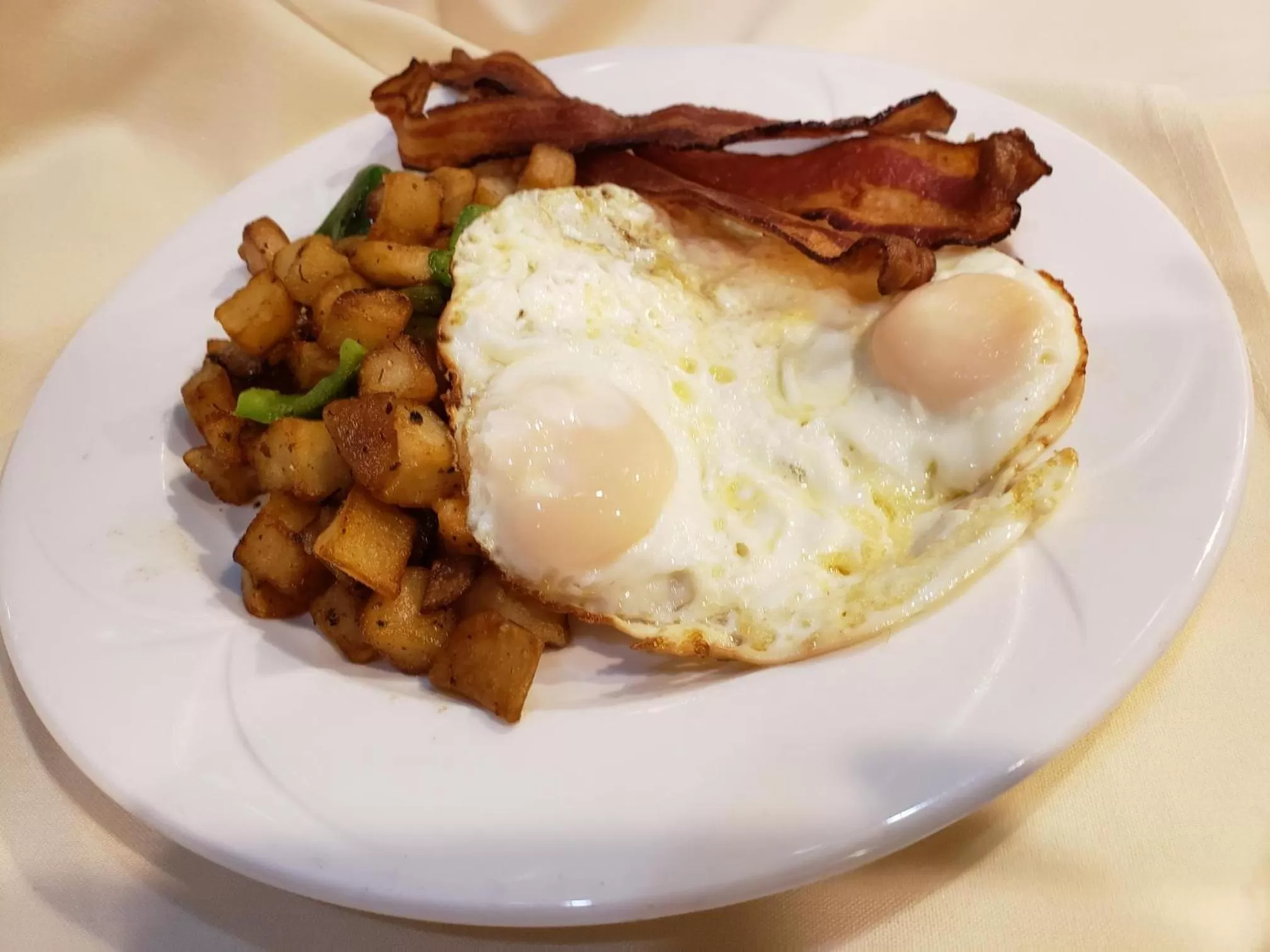 Food close-up in Omni Severin Hotel