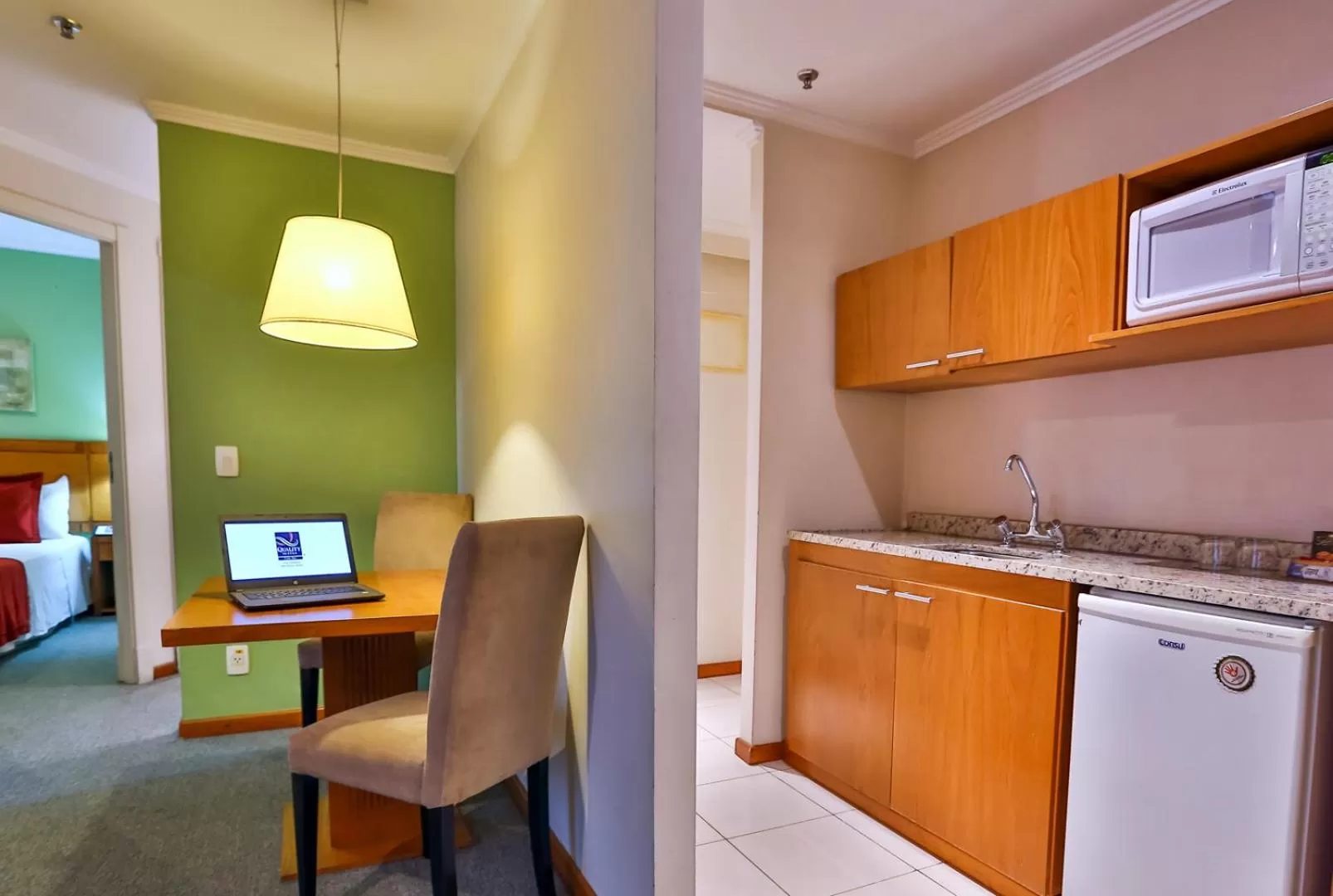 Kitchen or kitchenette in Quality Suites Vila Olimpia