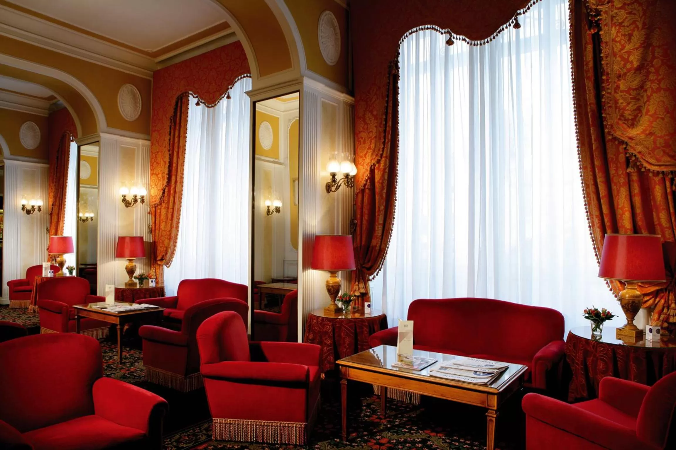 Lounge or bar in Bettoja Hotel Massimo d'Azeglio
