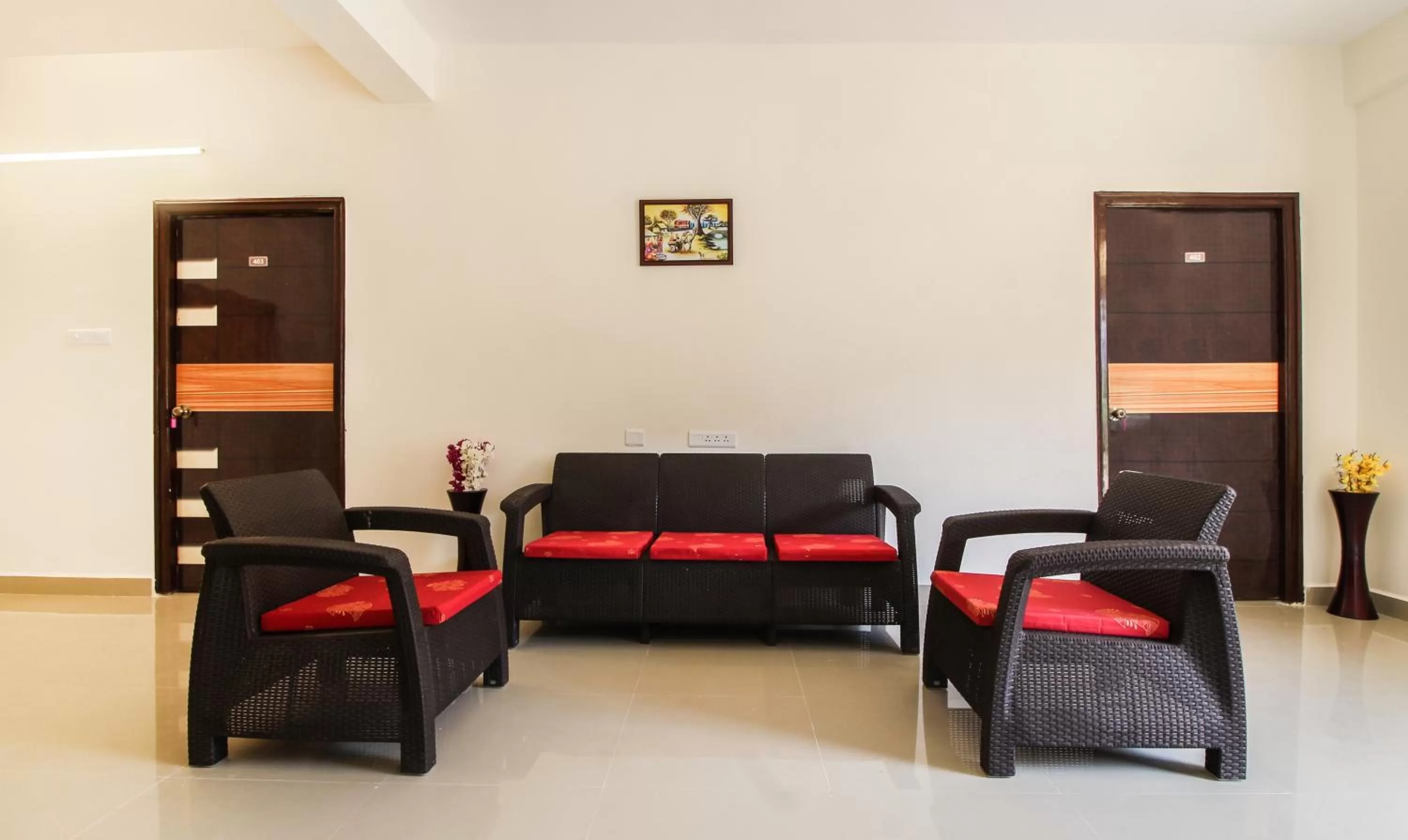 Seating area in Itsy Hotels Riyas Grand