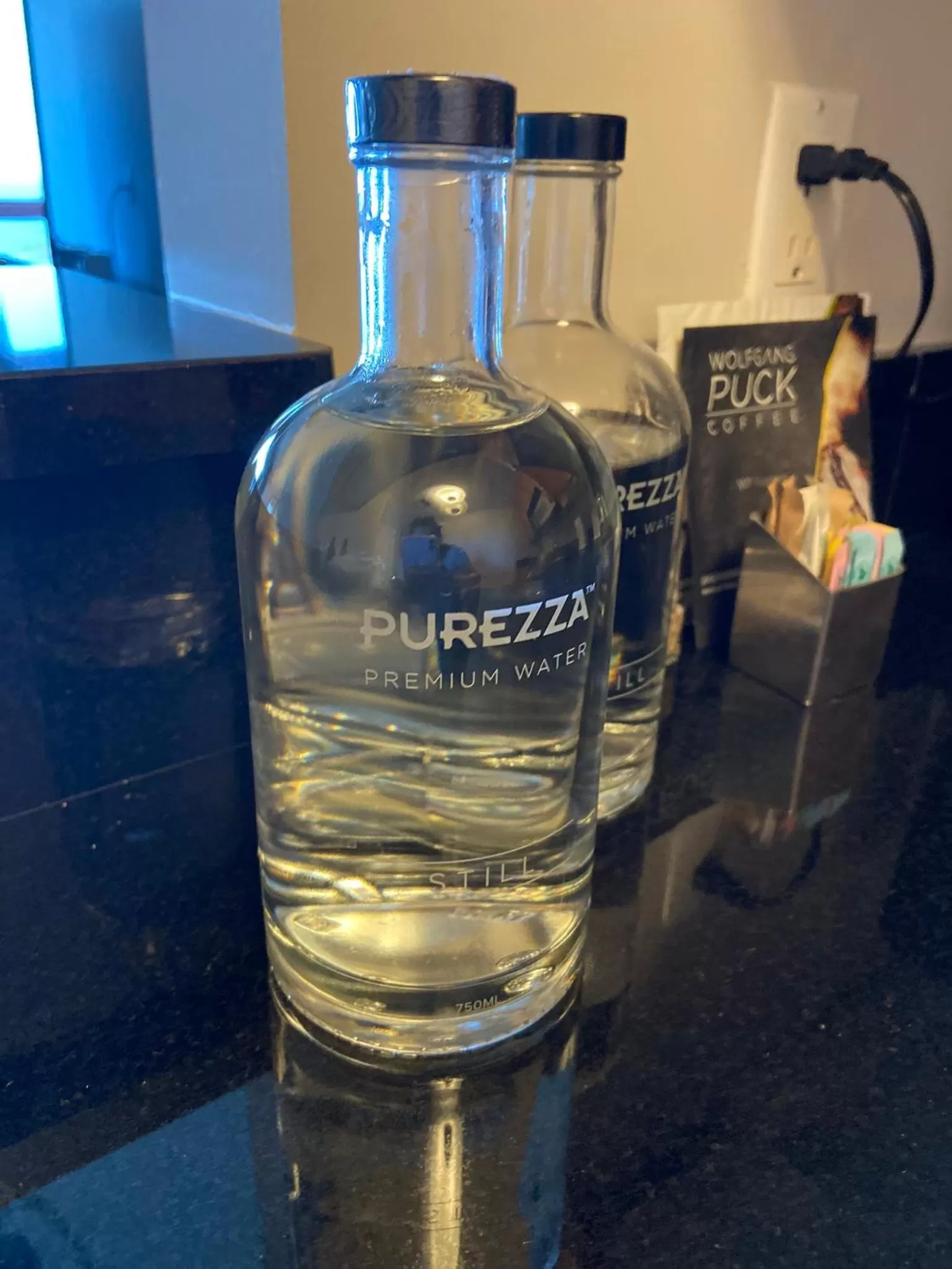 Kitchen or kitchenette in Four Seasons Hotel Miami - Luxury Private Residences