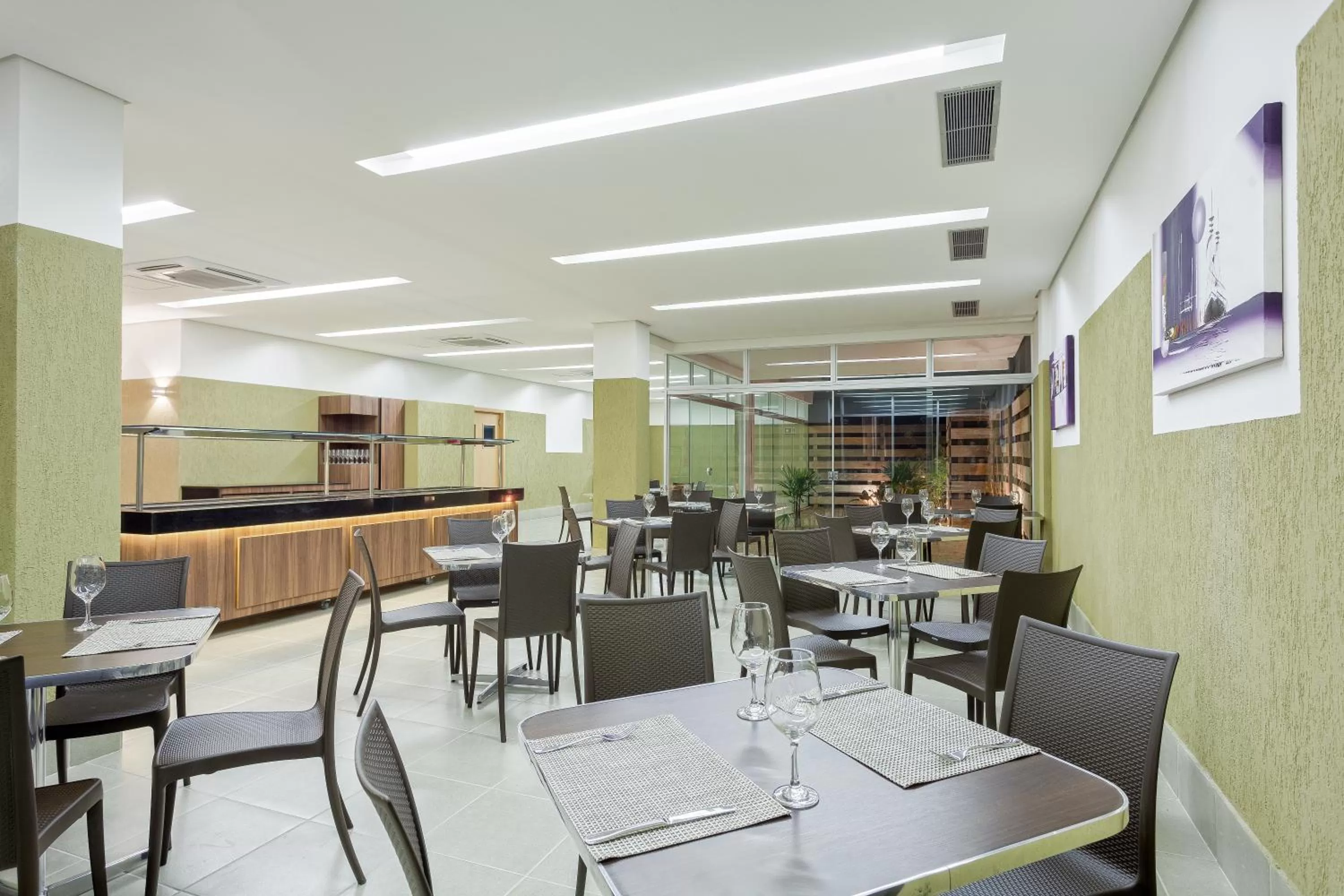 Restaurant/places to eat in Stop Inn Antonio Carlos