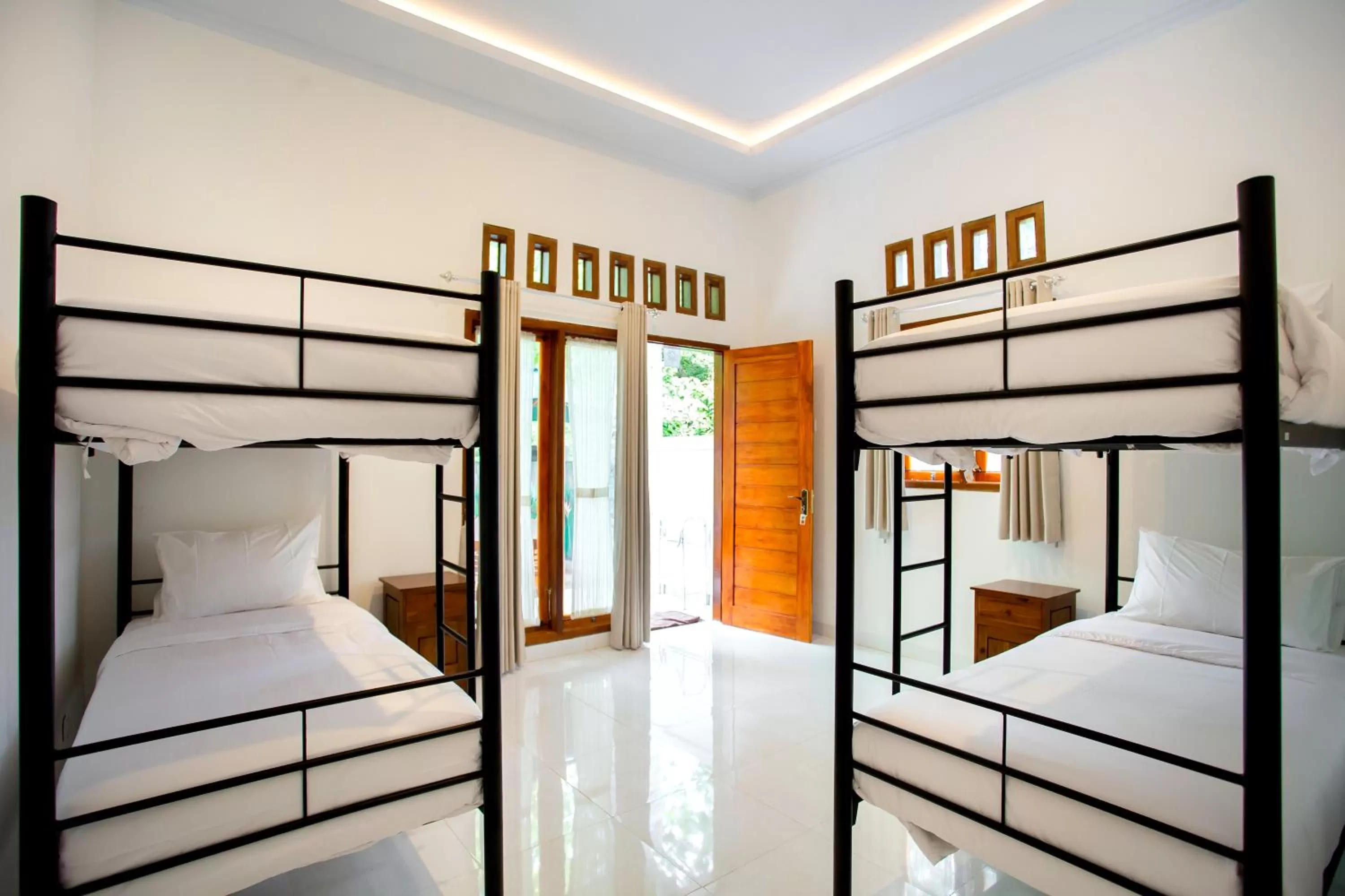 bunk bed, Bed in The Puncak Santhi Inn