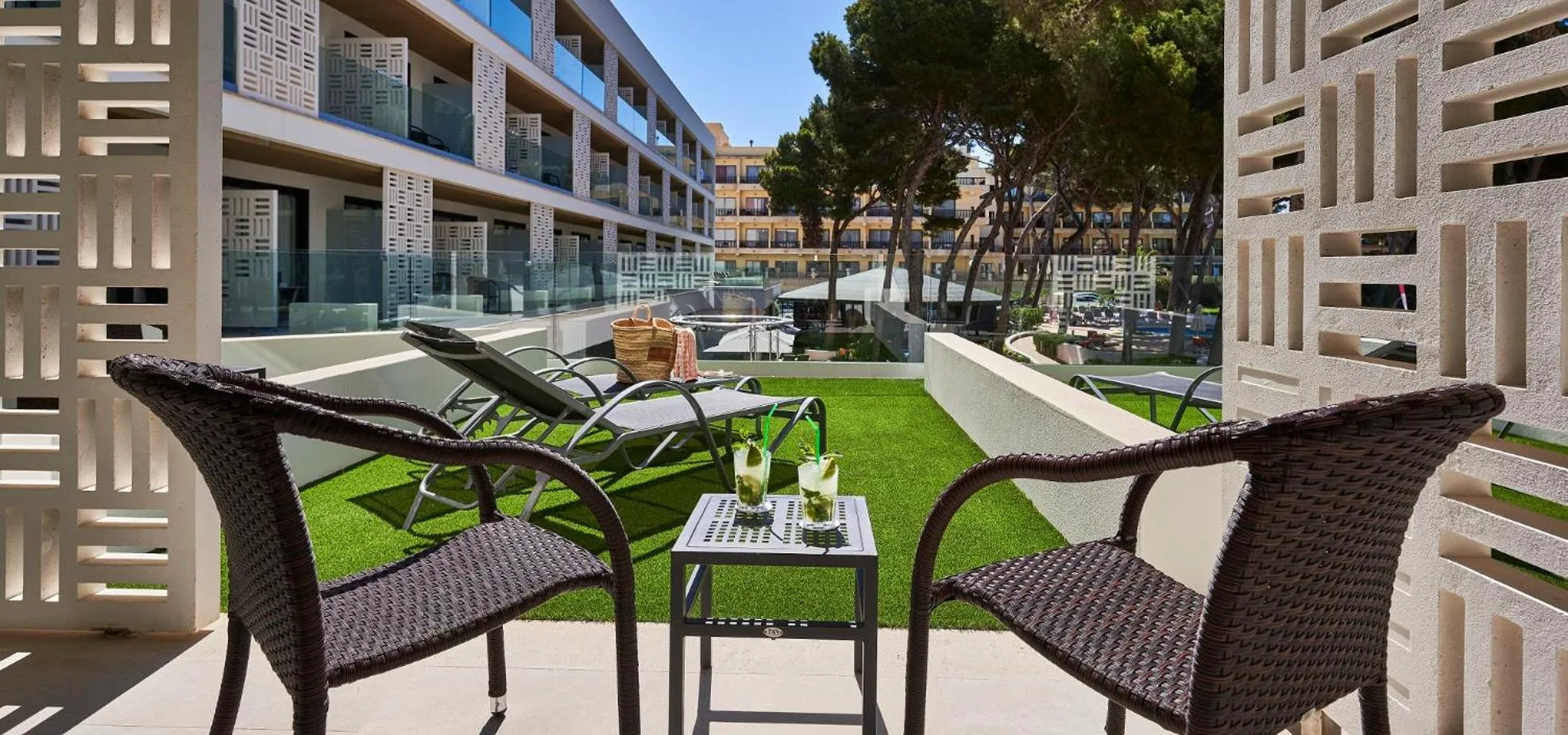 Balcony/Terrace in Hotel & Spa S'Entrador Playa