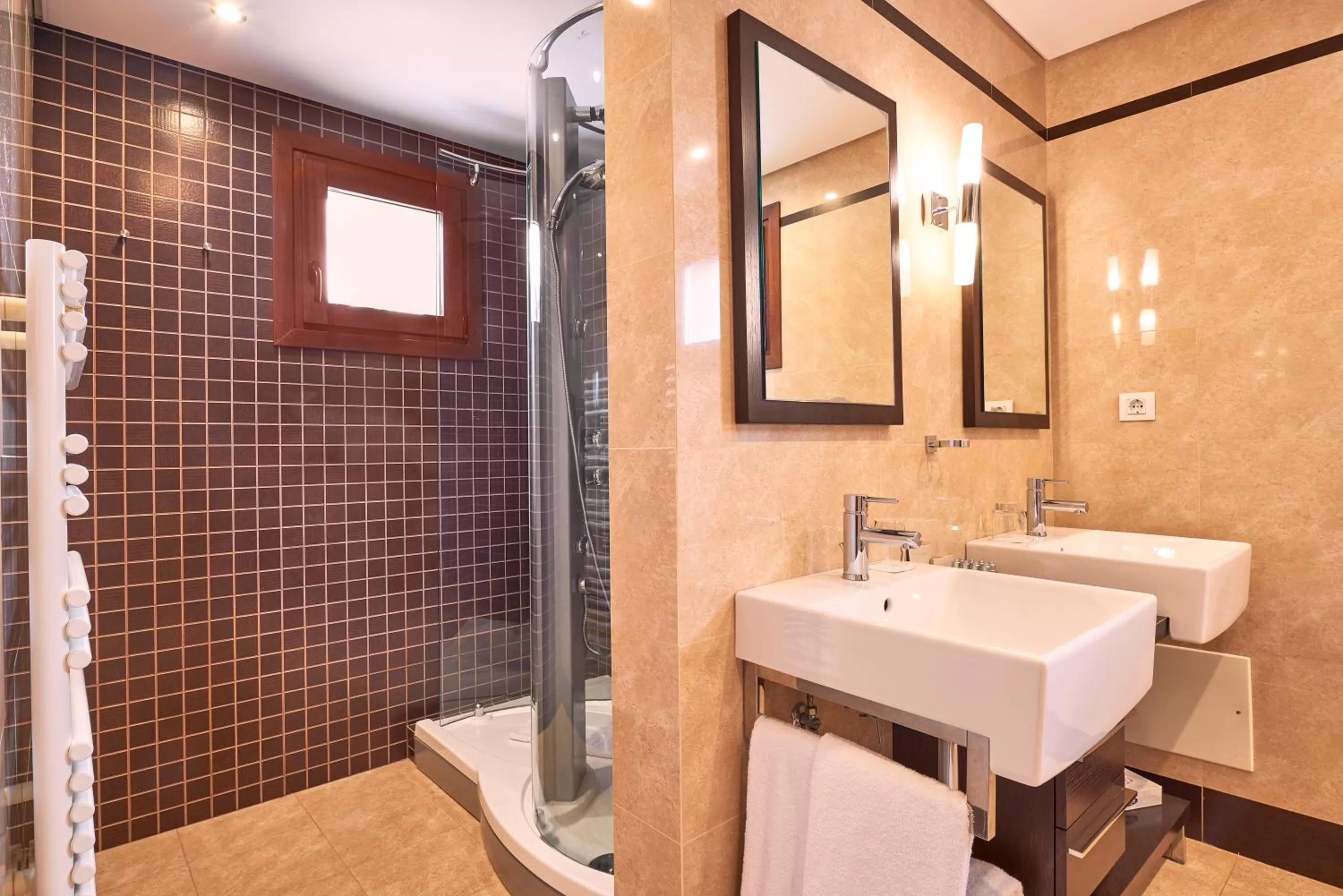 Bathroom in Cascade Wellness Resort