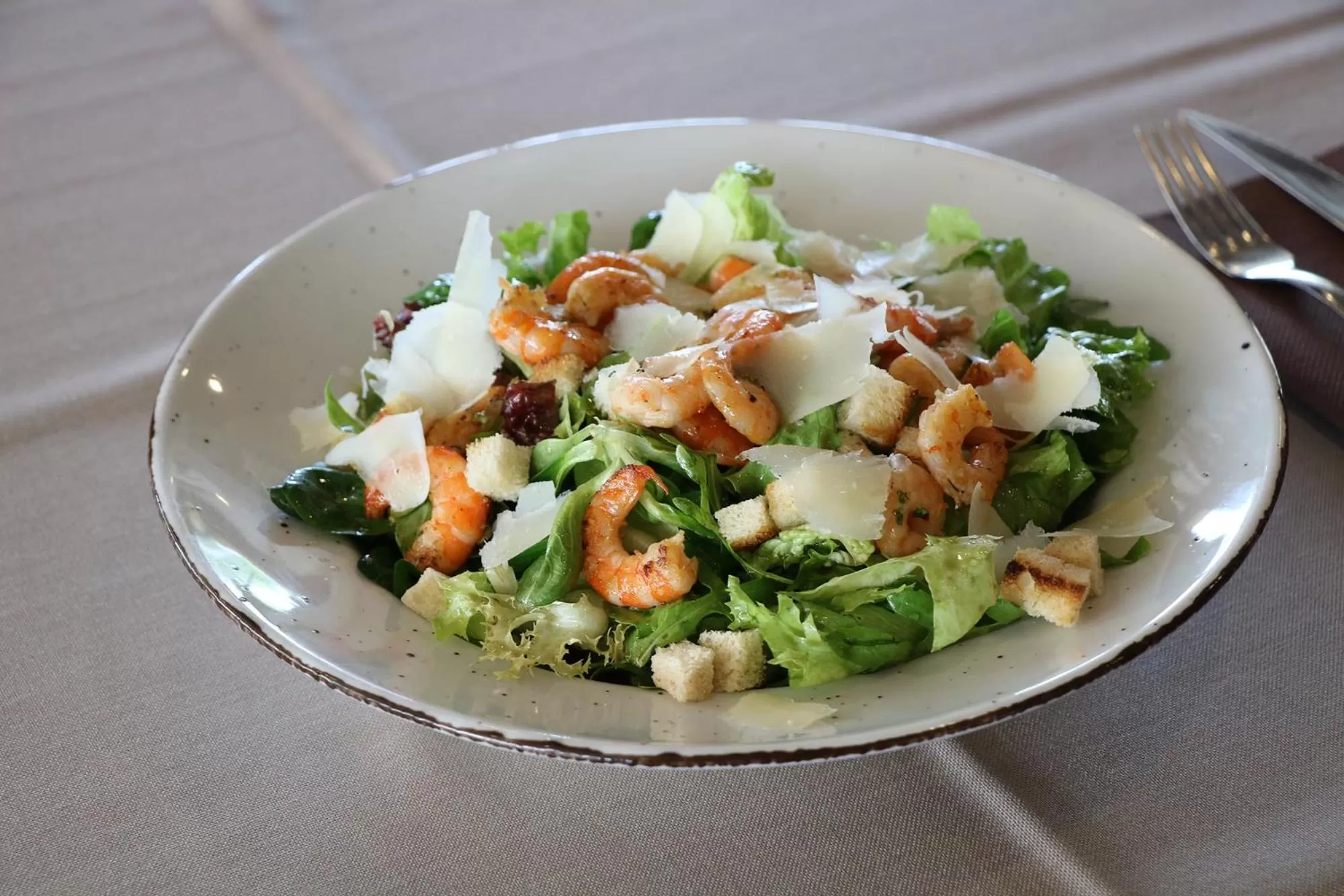 Restaurant/places to eat in Hotel Pomaranča