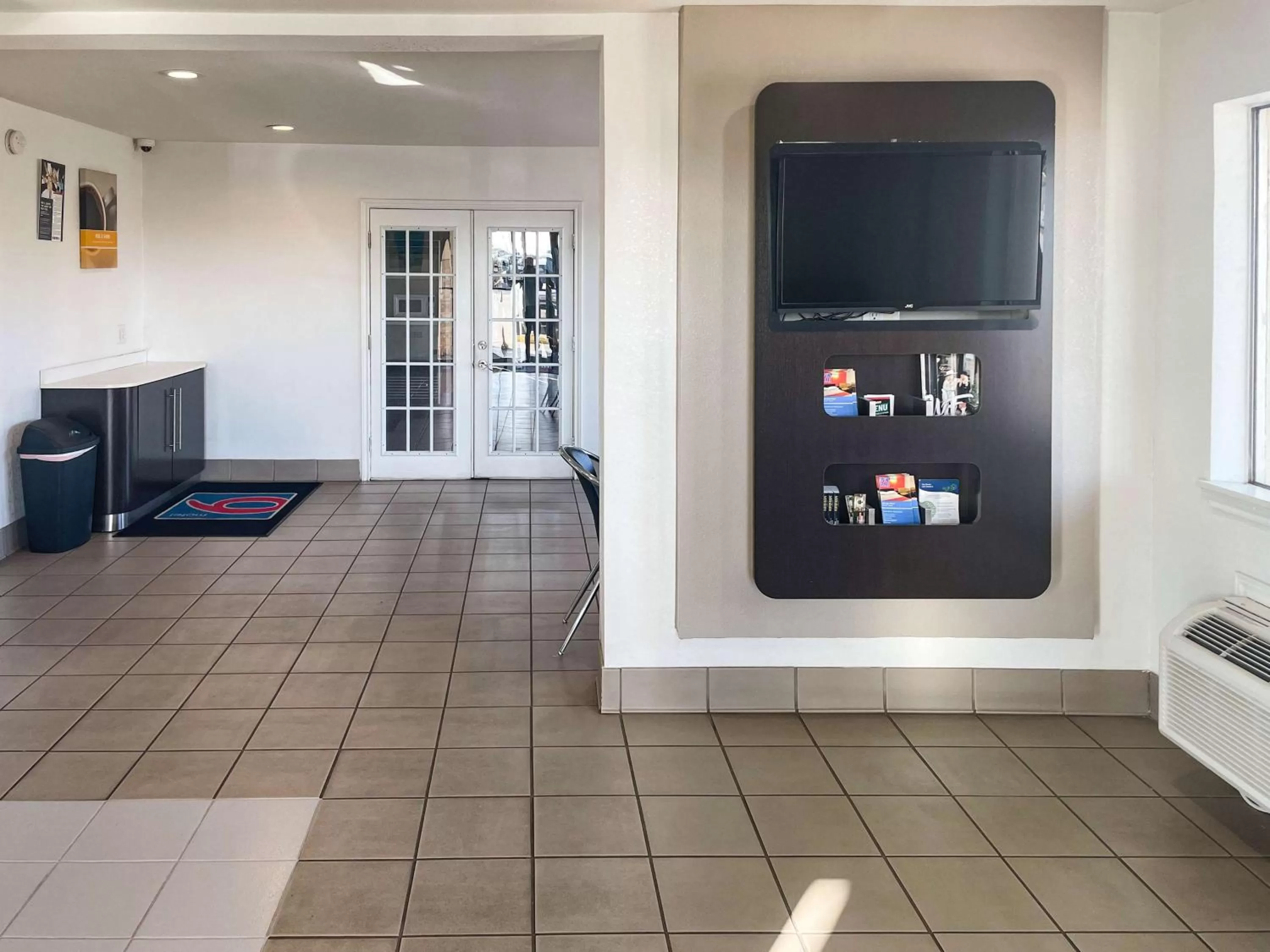 Lobby or reception in Motel 6-Wichita Falls, TX - North