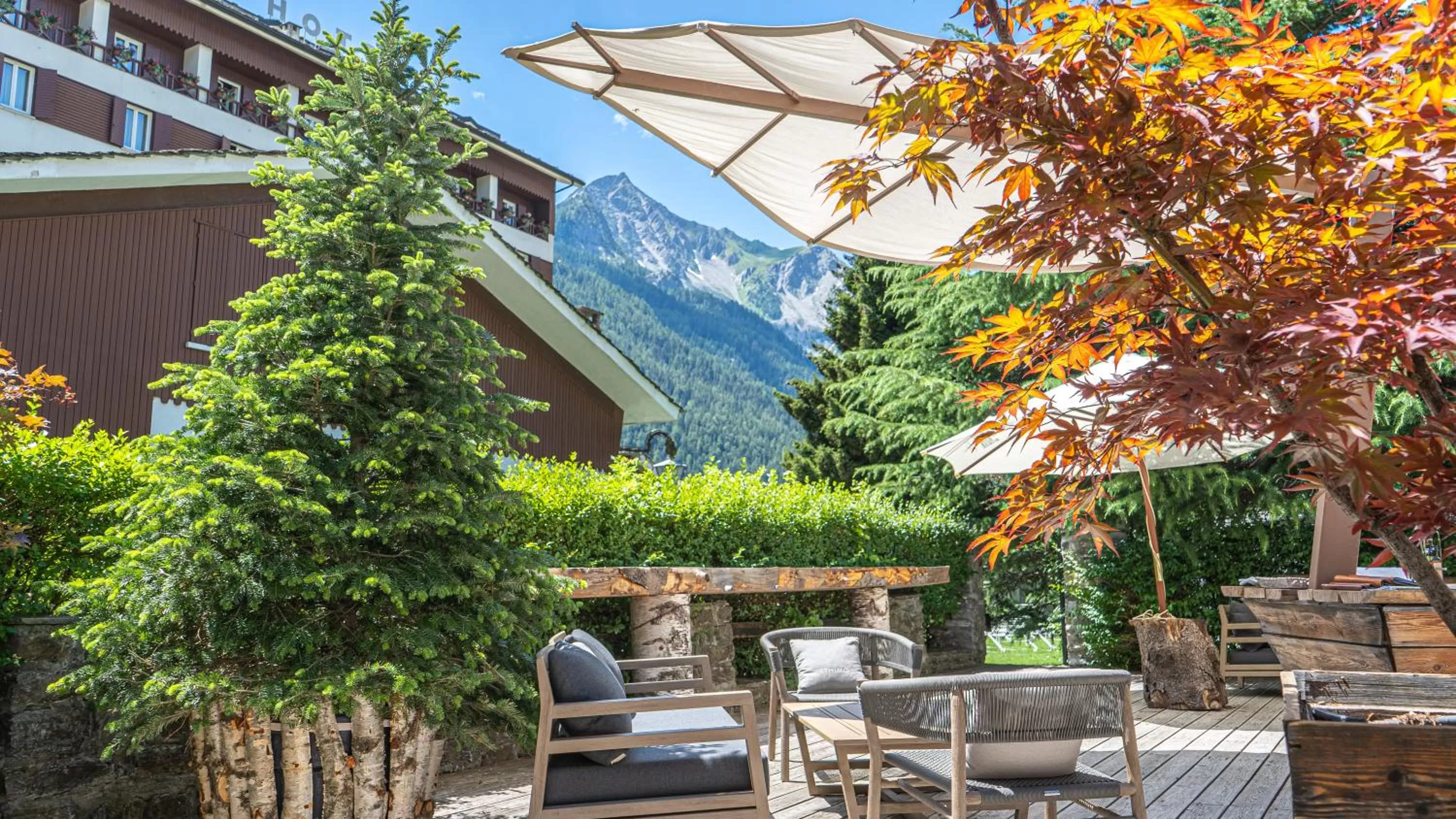 Restaurant/places to eat in Grand Hotel Royal E Golf