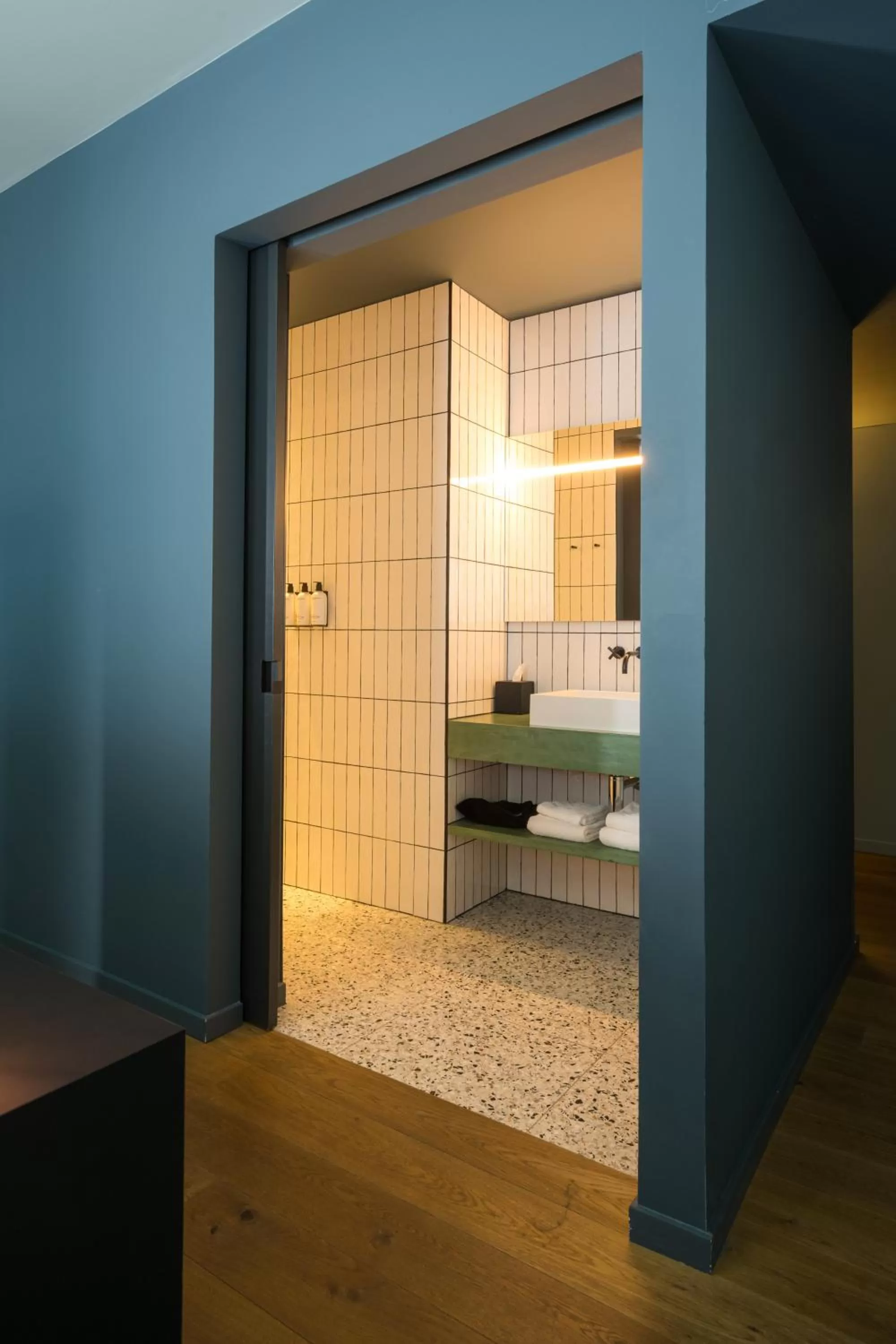 Bathroom in U Eat & Sleep Antwerp