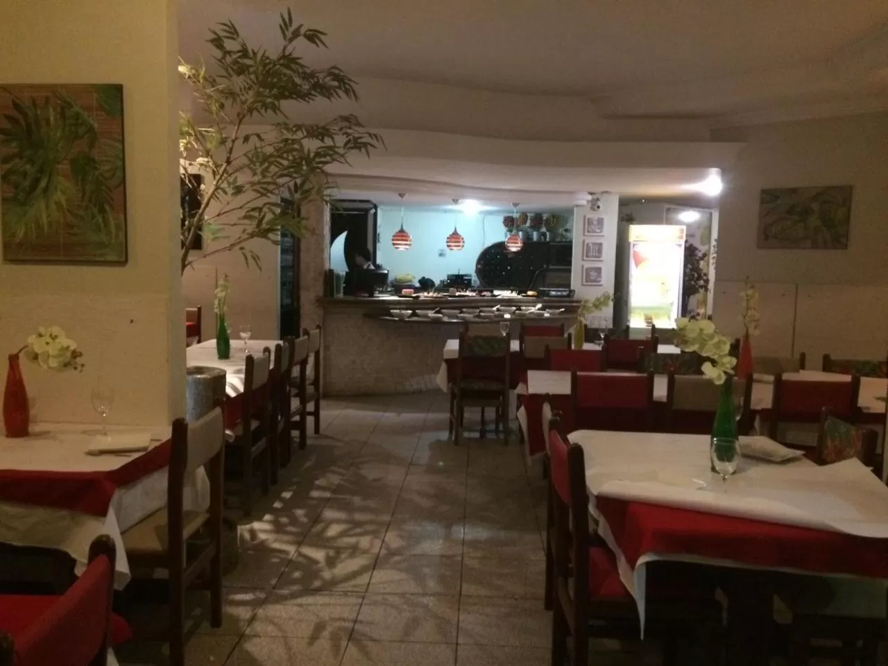 Restaurant/places to eat in Eldorado Inn