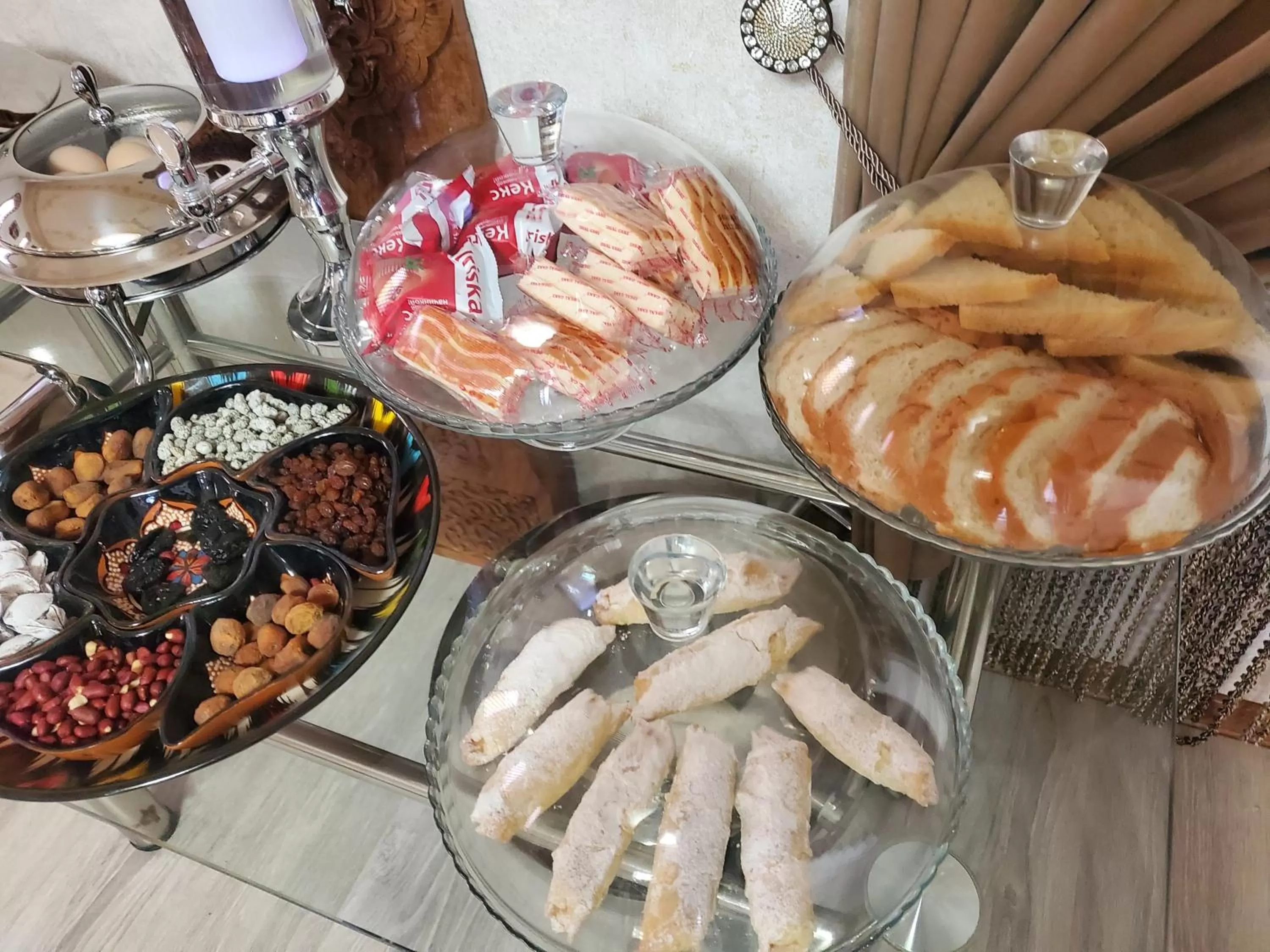 Breakfast in HOTEL UZBEGIM