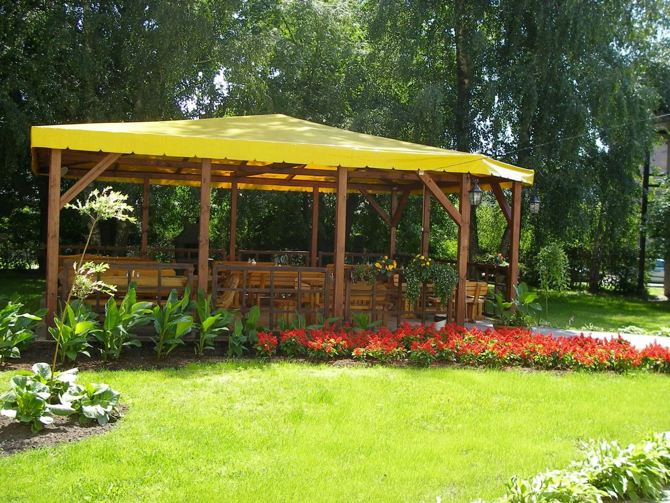 Garden in Deims Hotel