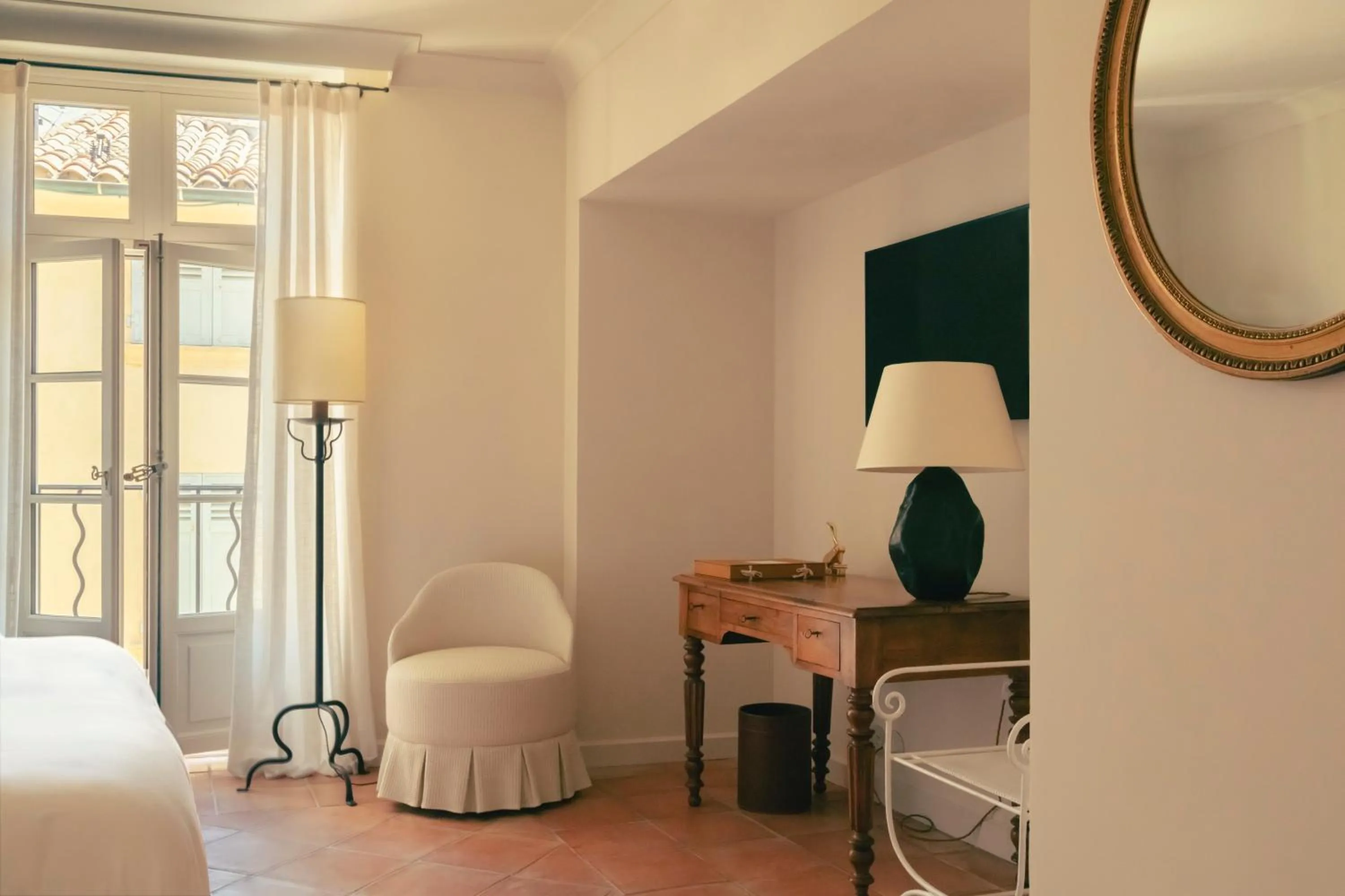 Decorative detail, Bed in Hotel la Ponche