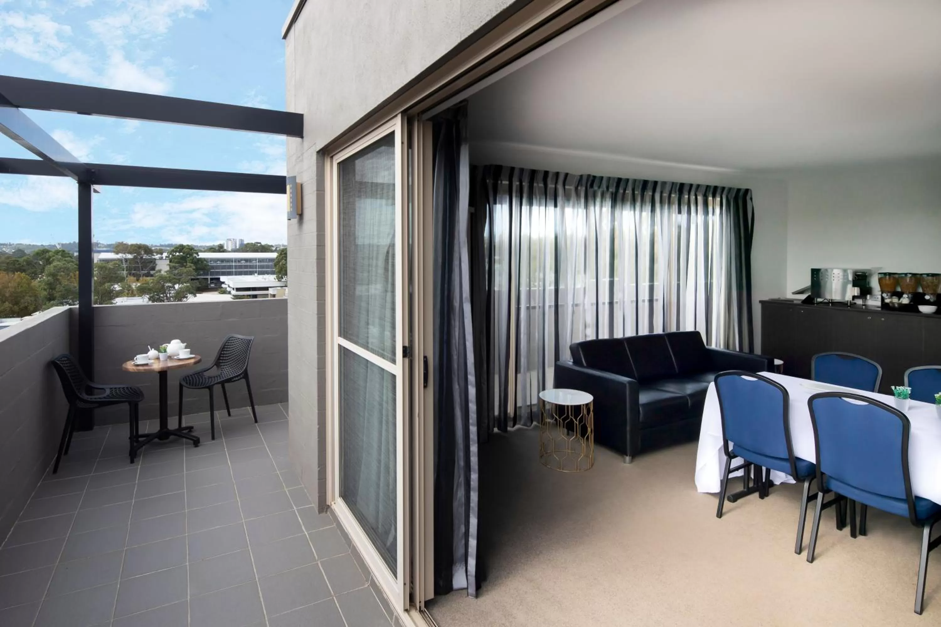 Balcony/Terrace in Mantra Castle Hill Sydney, an Accor Hotel