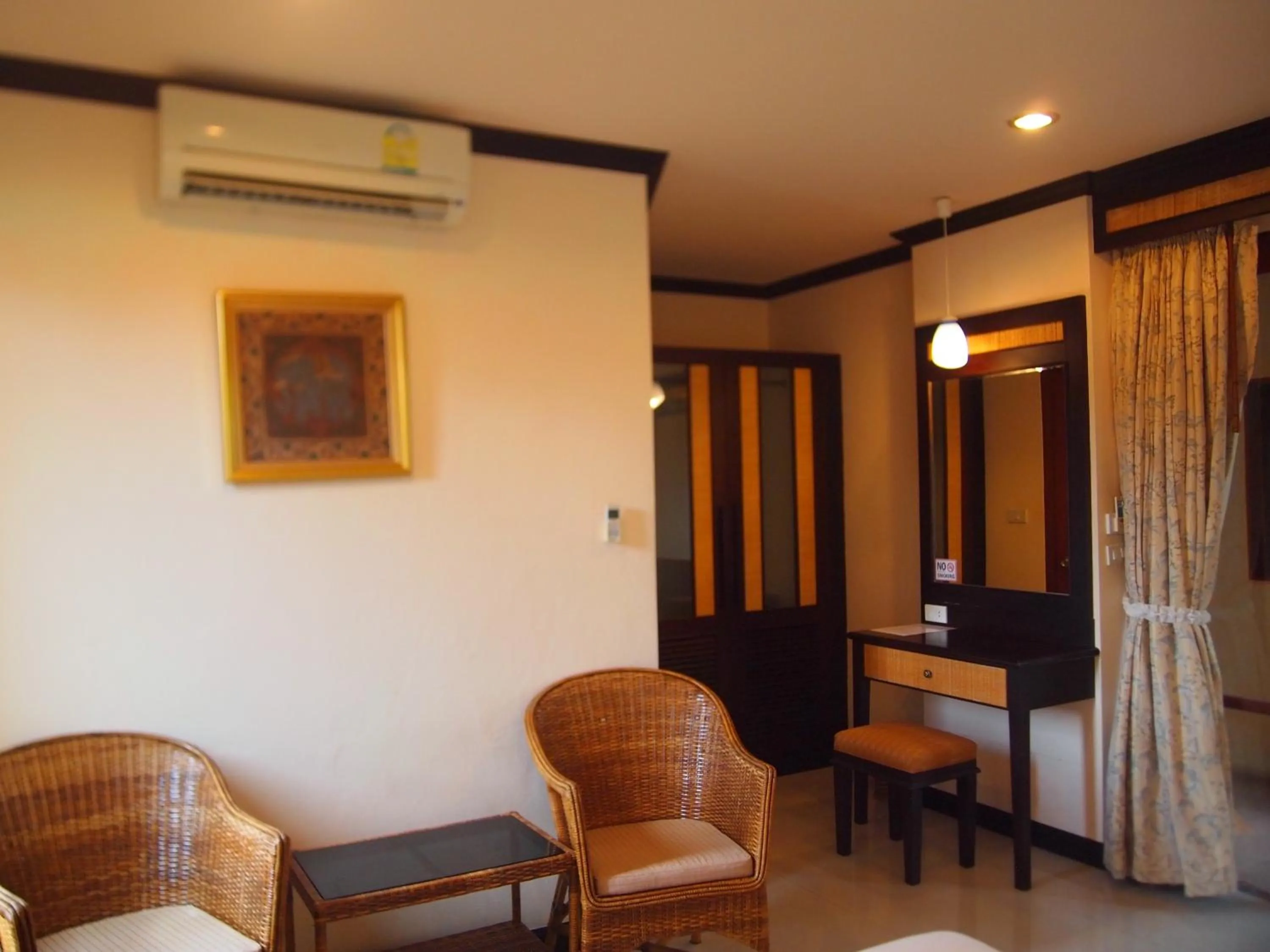 Seating area in Summer Inn