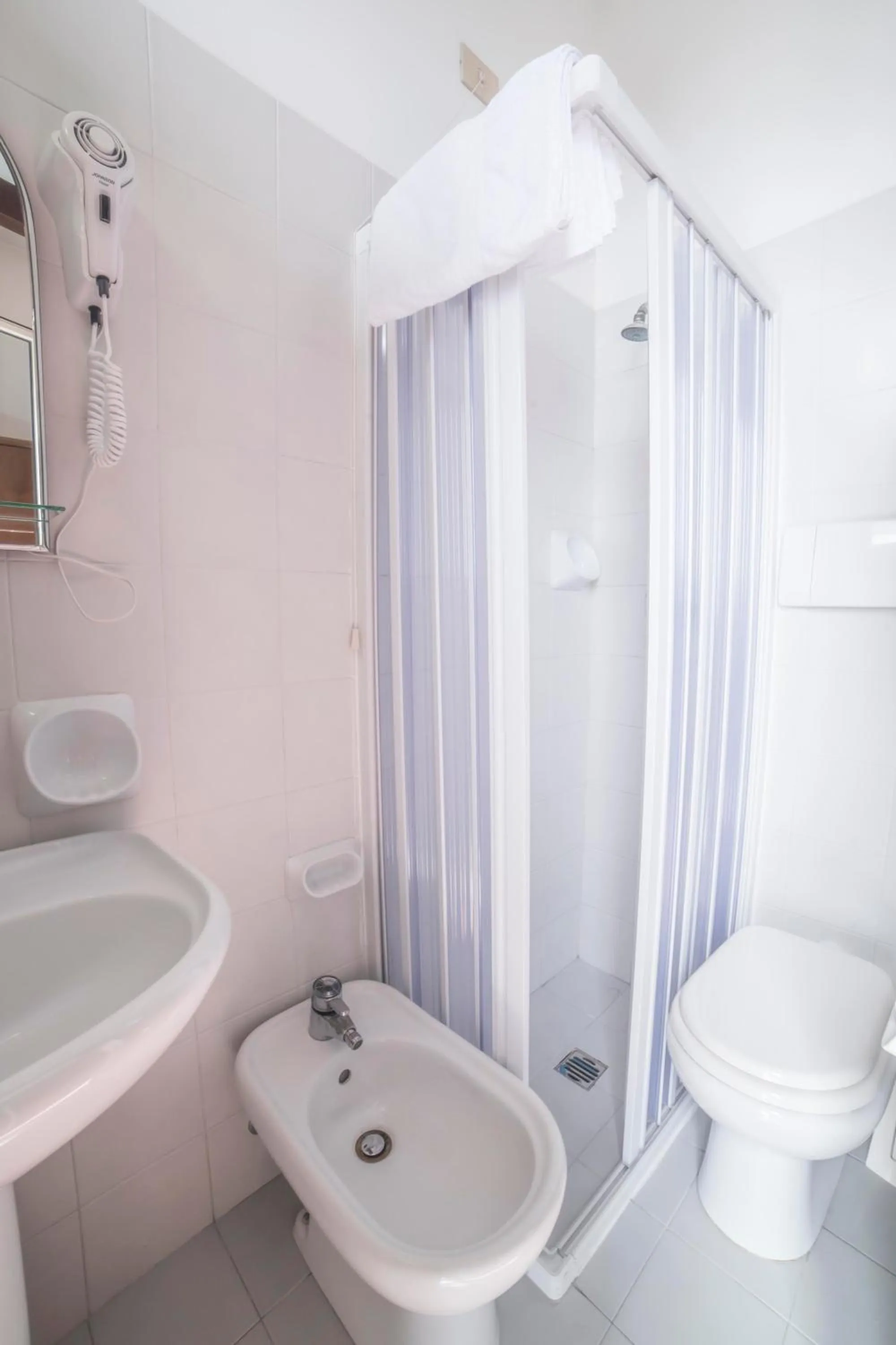 Shower in Hotel Isola Bella