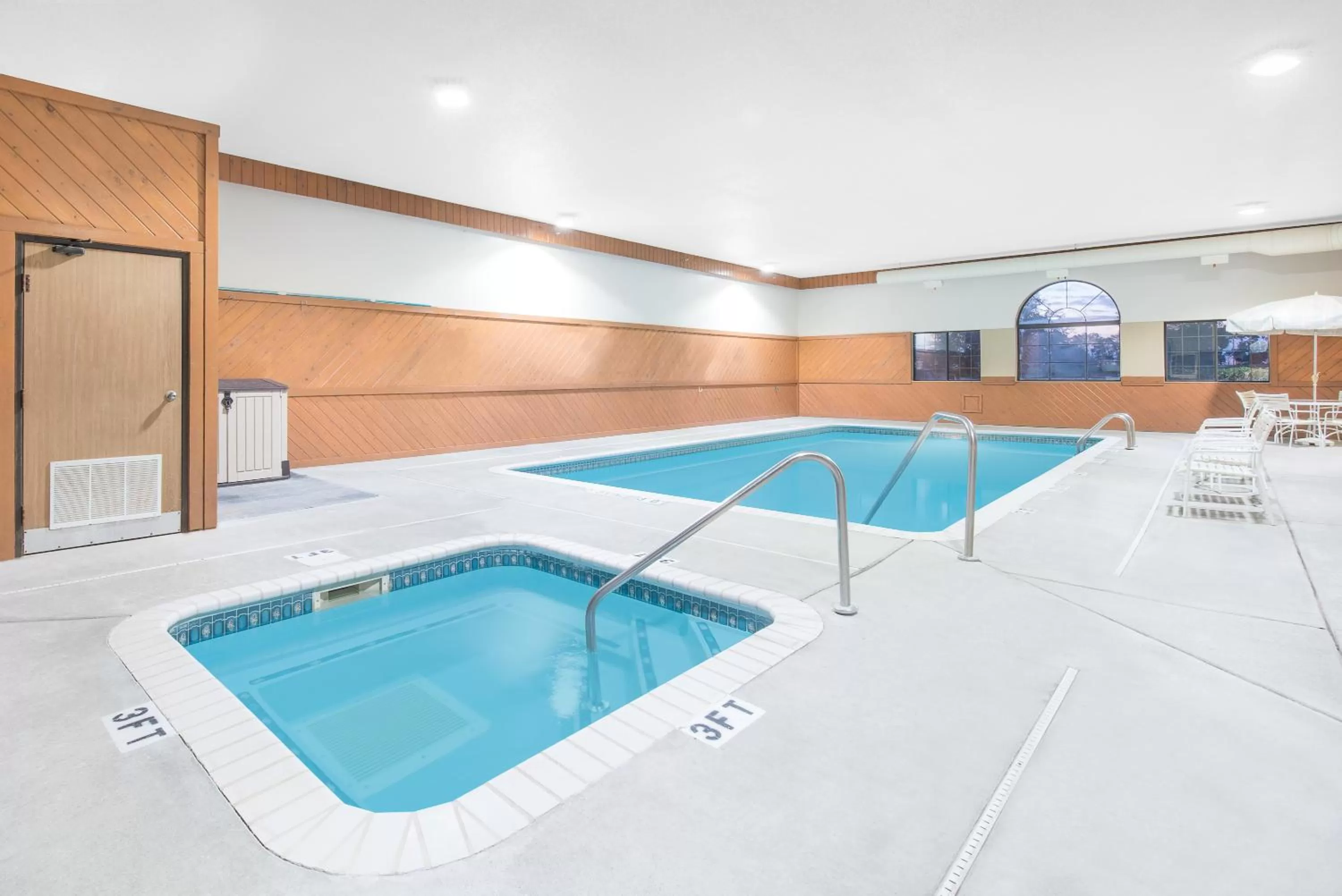 Pool view in Super 8 by Wyndham Morris