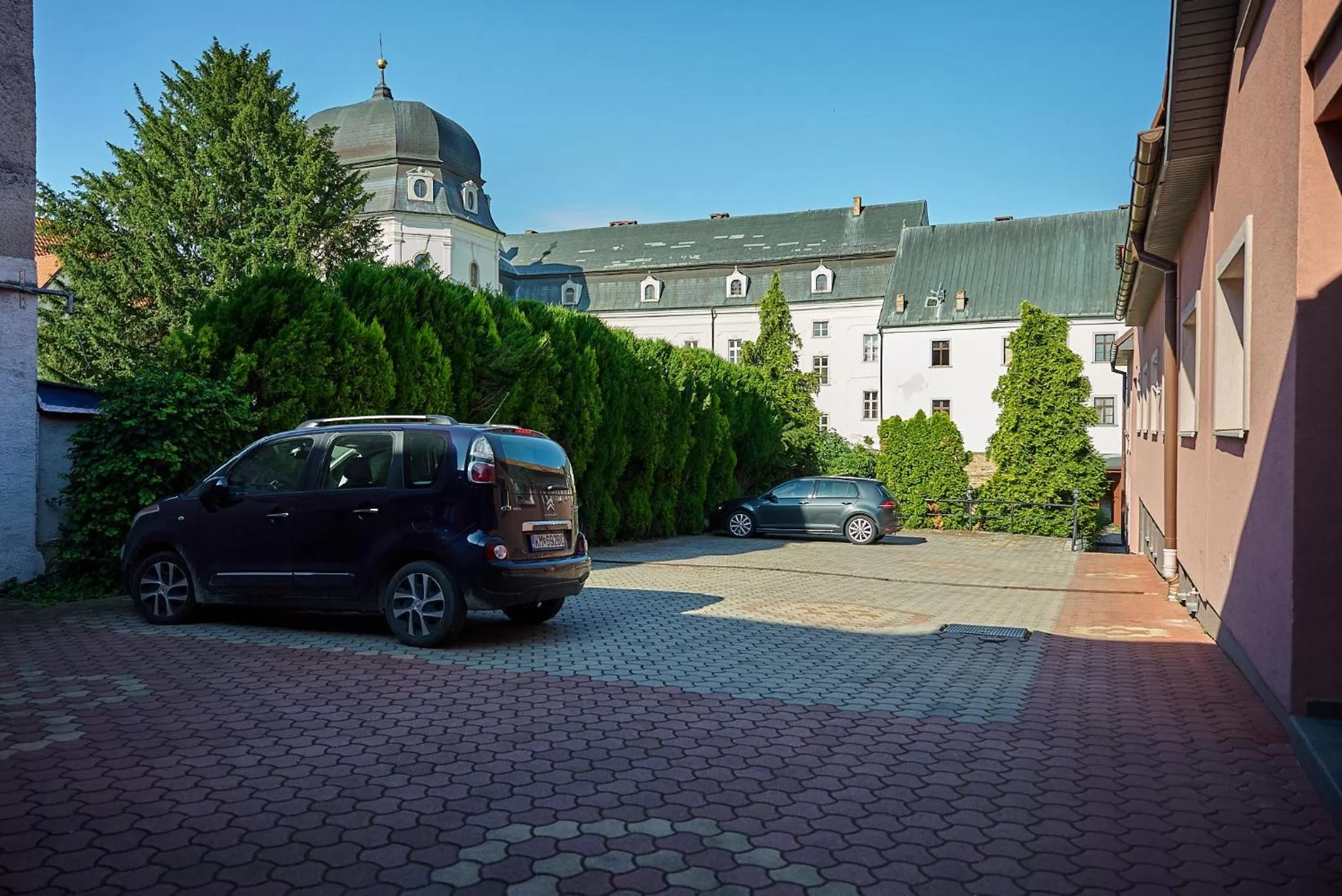 Parking in Pension & Restaurant PATRIOT Trnava
