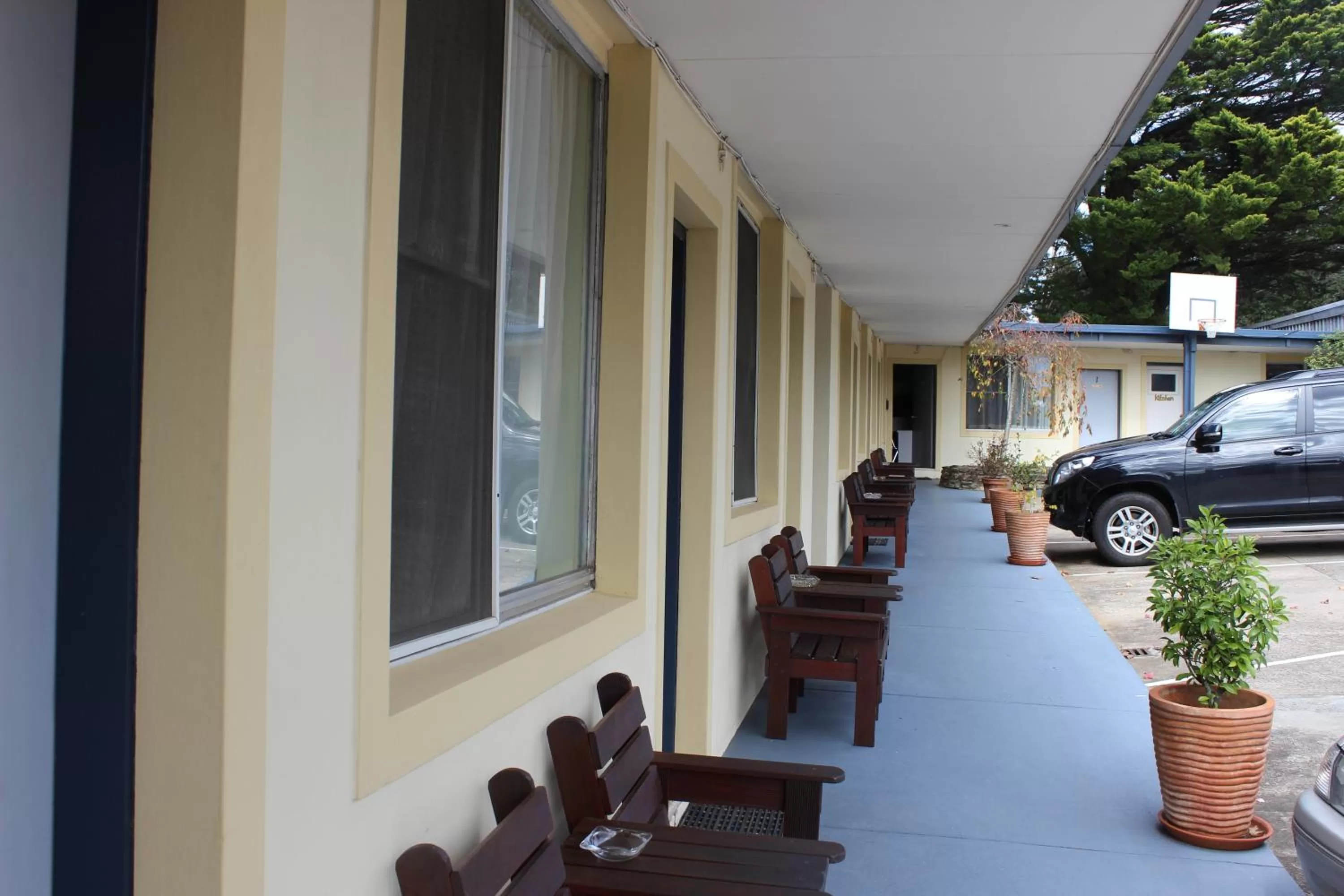 Seating area in High Mountains Motor Inn