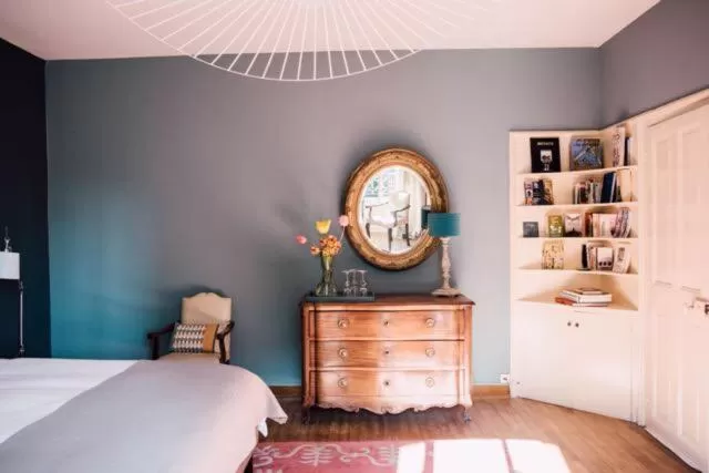 TV/Entertainment Center in Castel Jolly