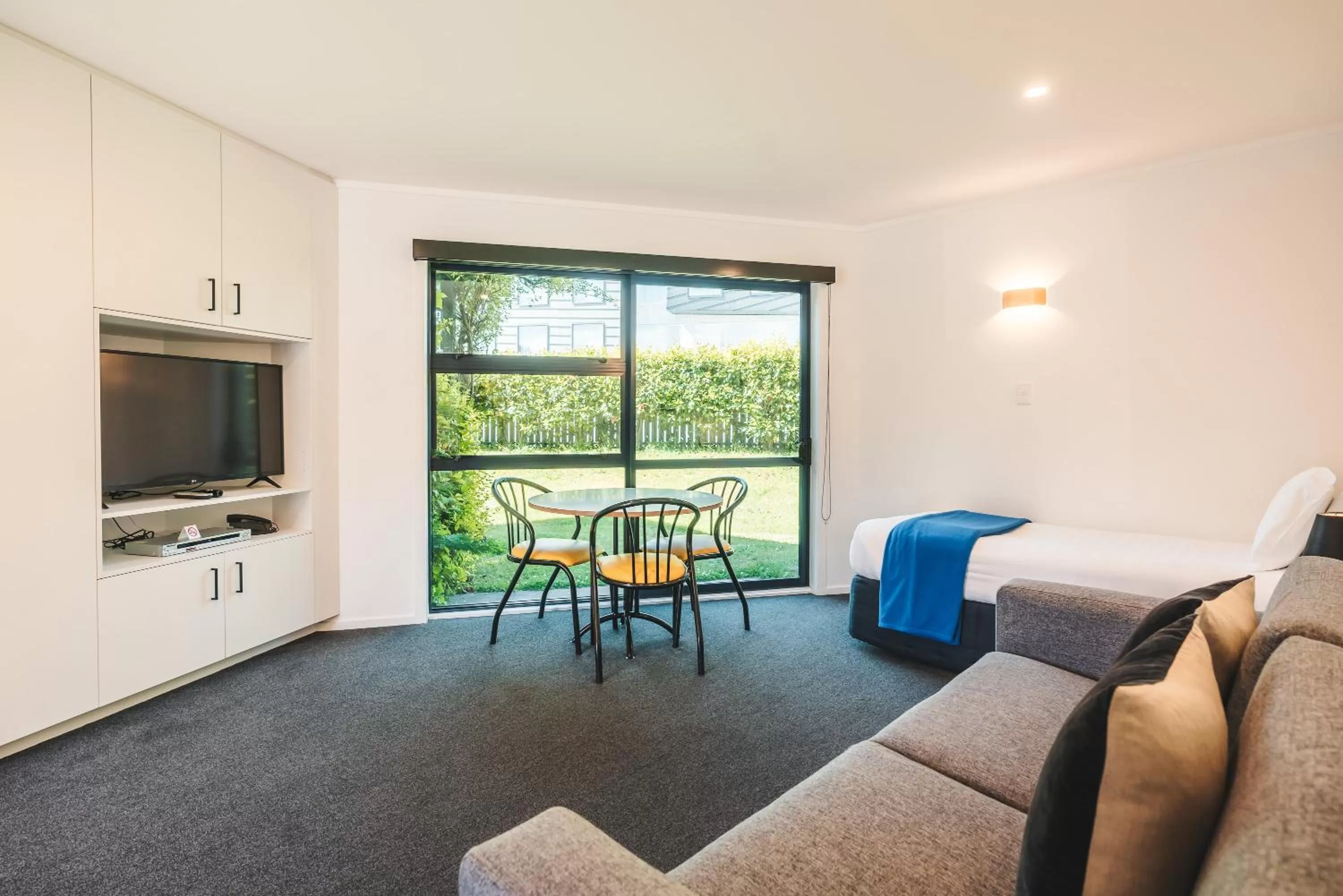 Living room in Blue Peaks Lodge