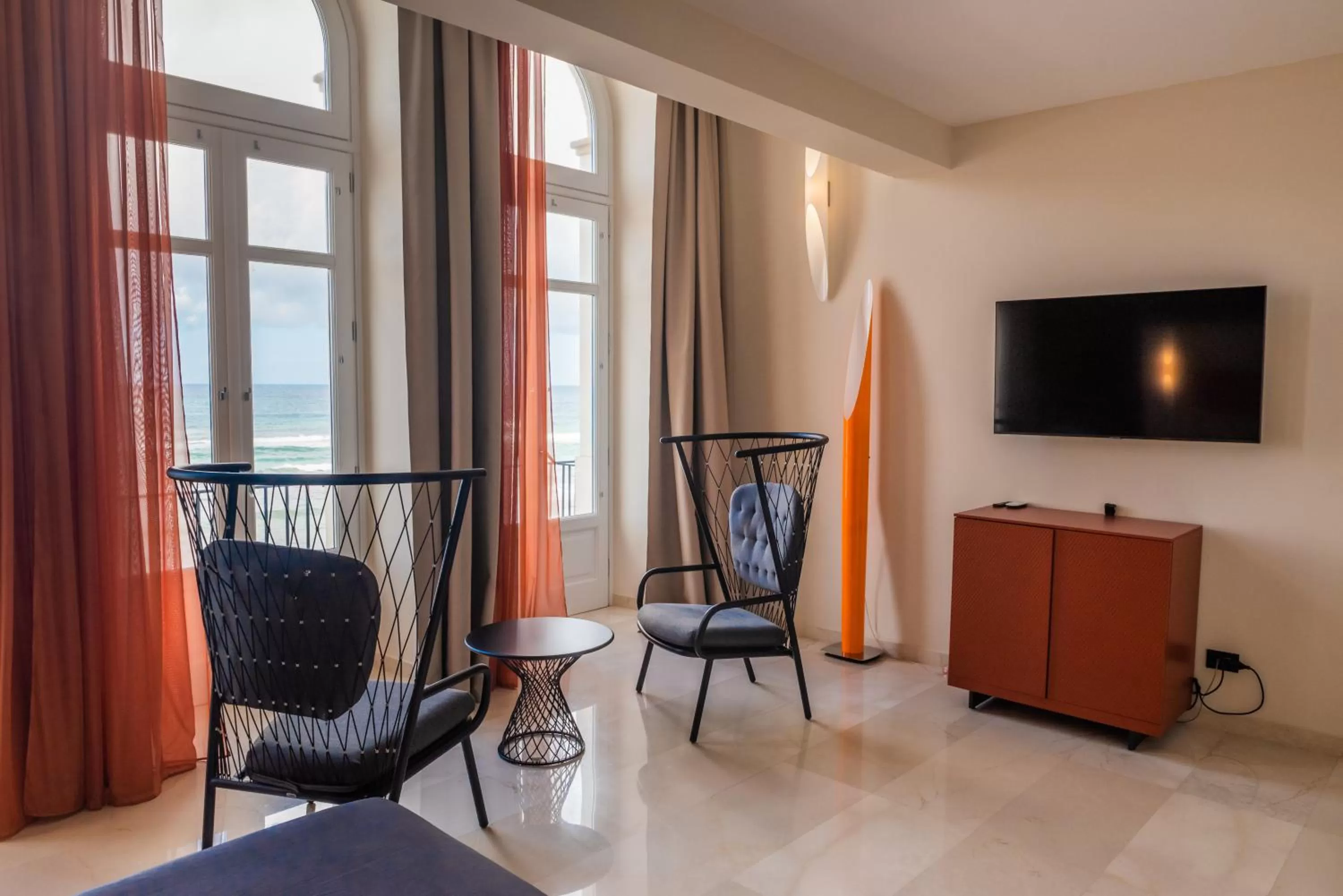 Photo of the whole room in Central Gallery Rooms- Palazzo D'Ali' Staiti XIX