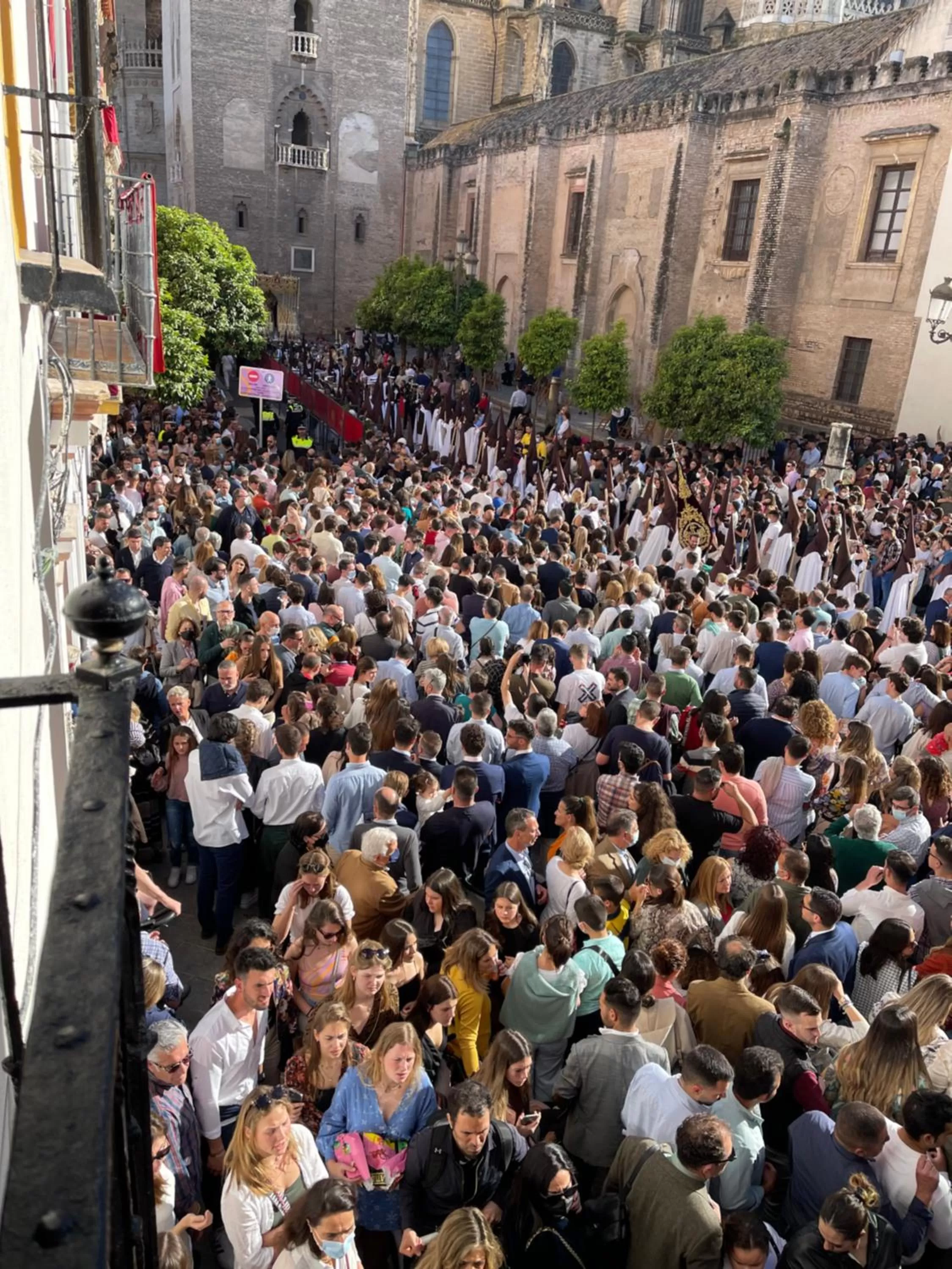 Day in Casa ART Sevilla