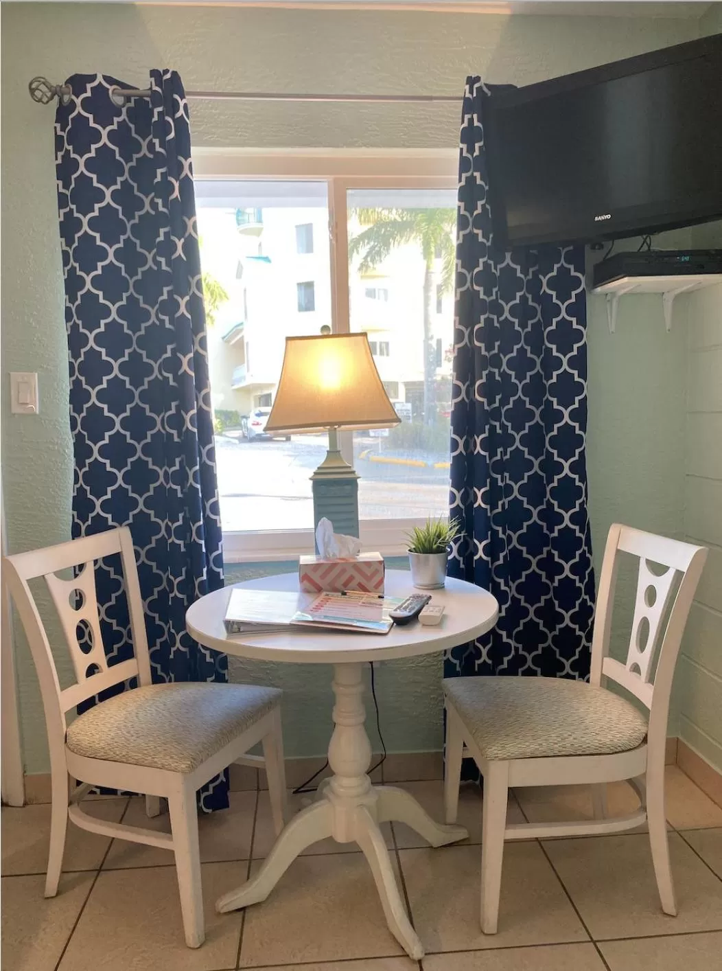 Seating Area in The Beach House - Treasure Island