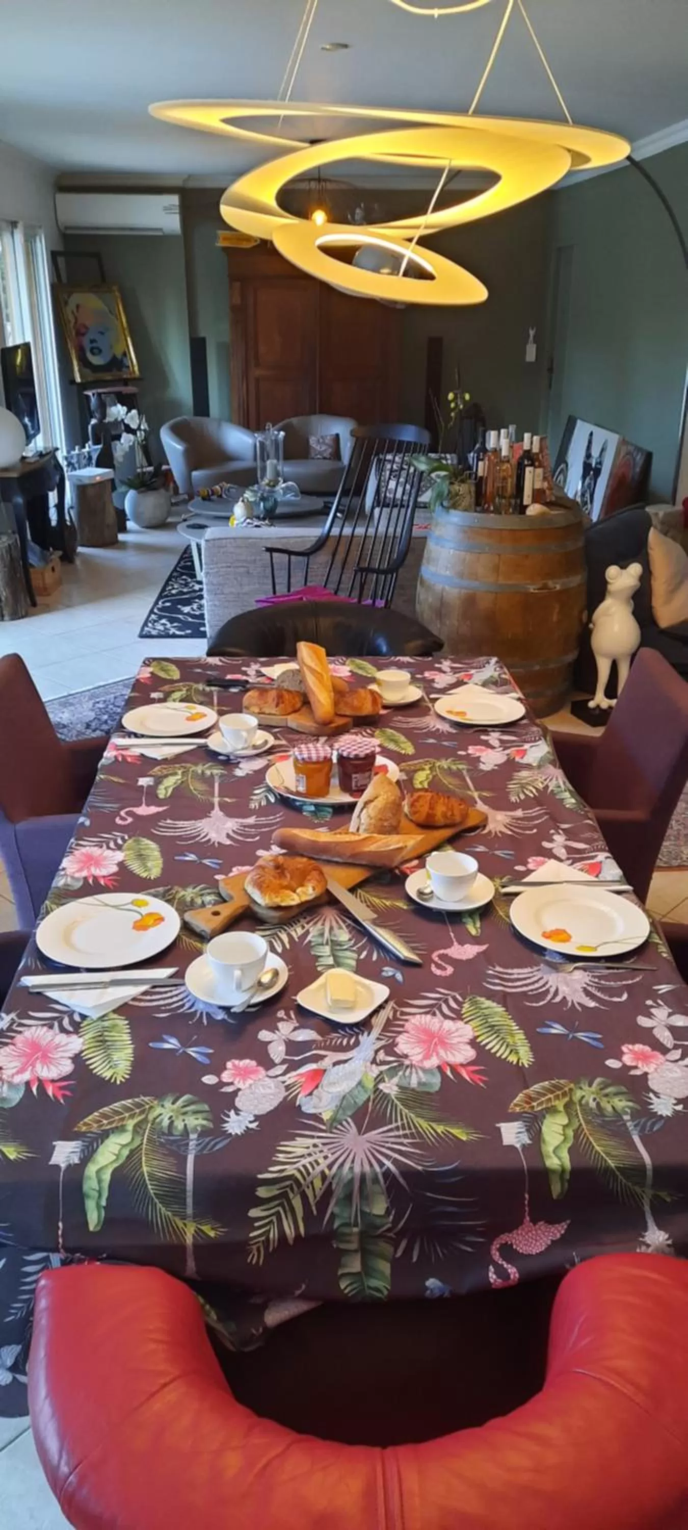 Breakfast in Villa Catharina