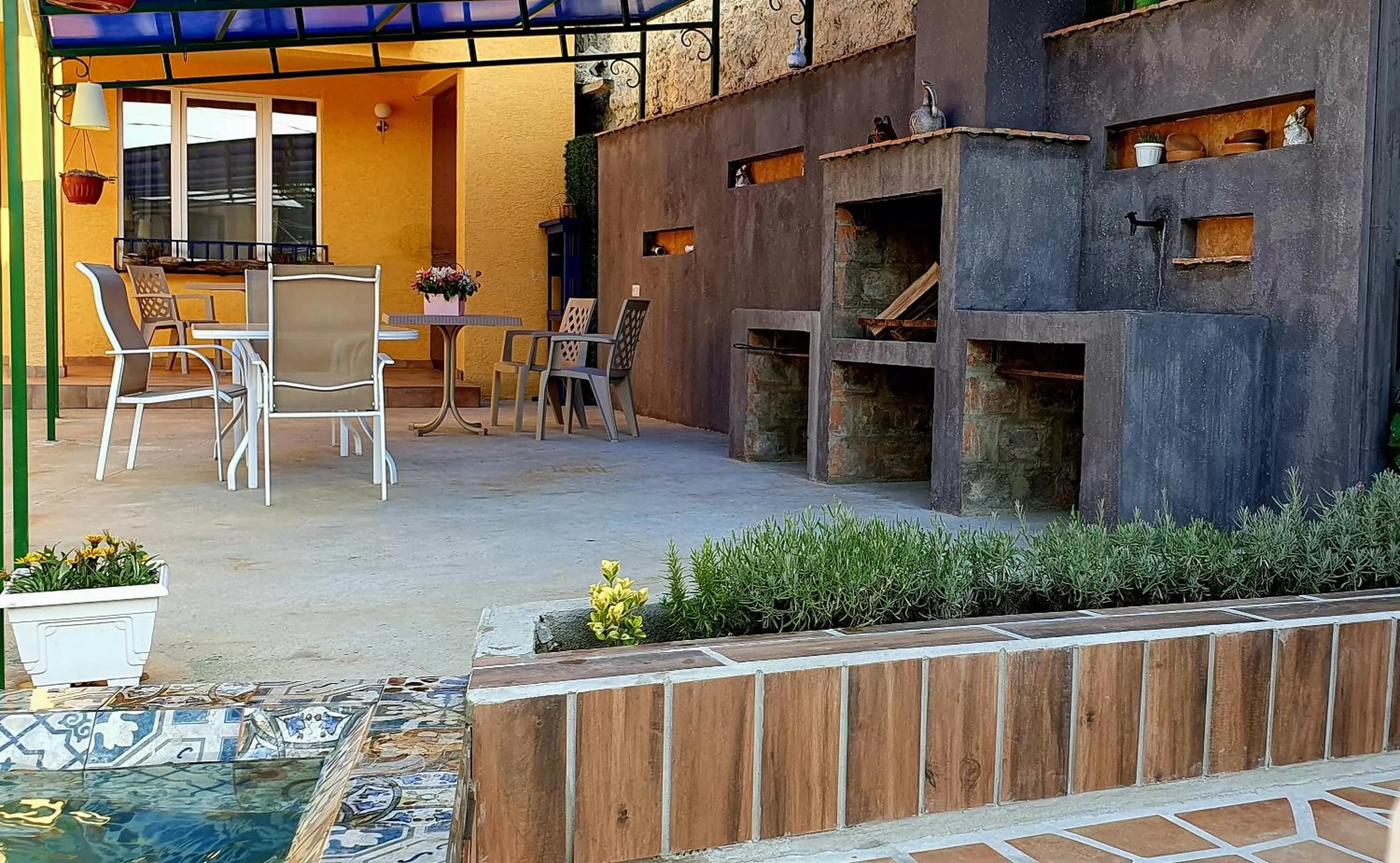 Patio in Hotel BaniHills Tbilisi