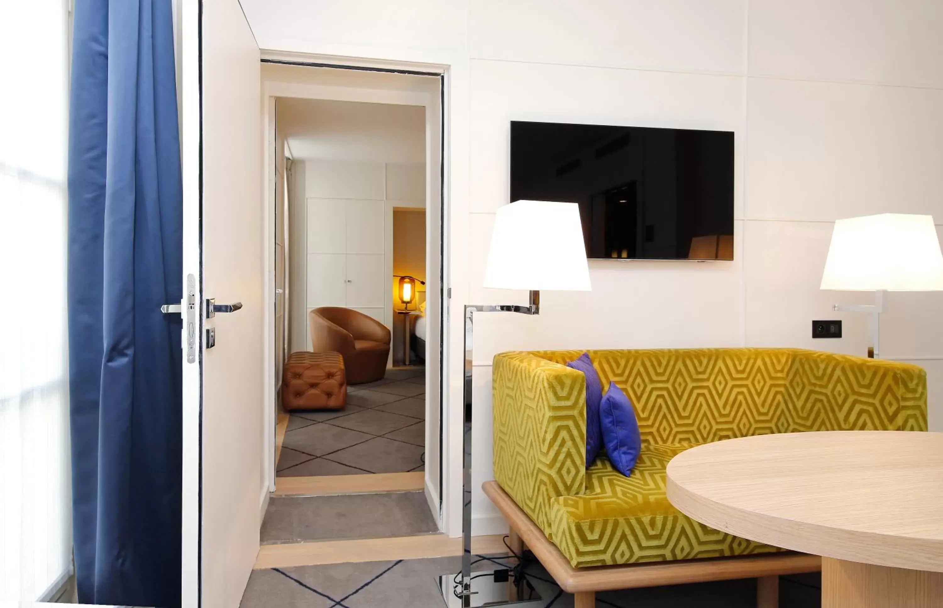 Two-Bedroom Suite in Hotel Opéra Richepanse Two-Bedroom Suite in Hotel Opéra Richepanse