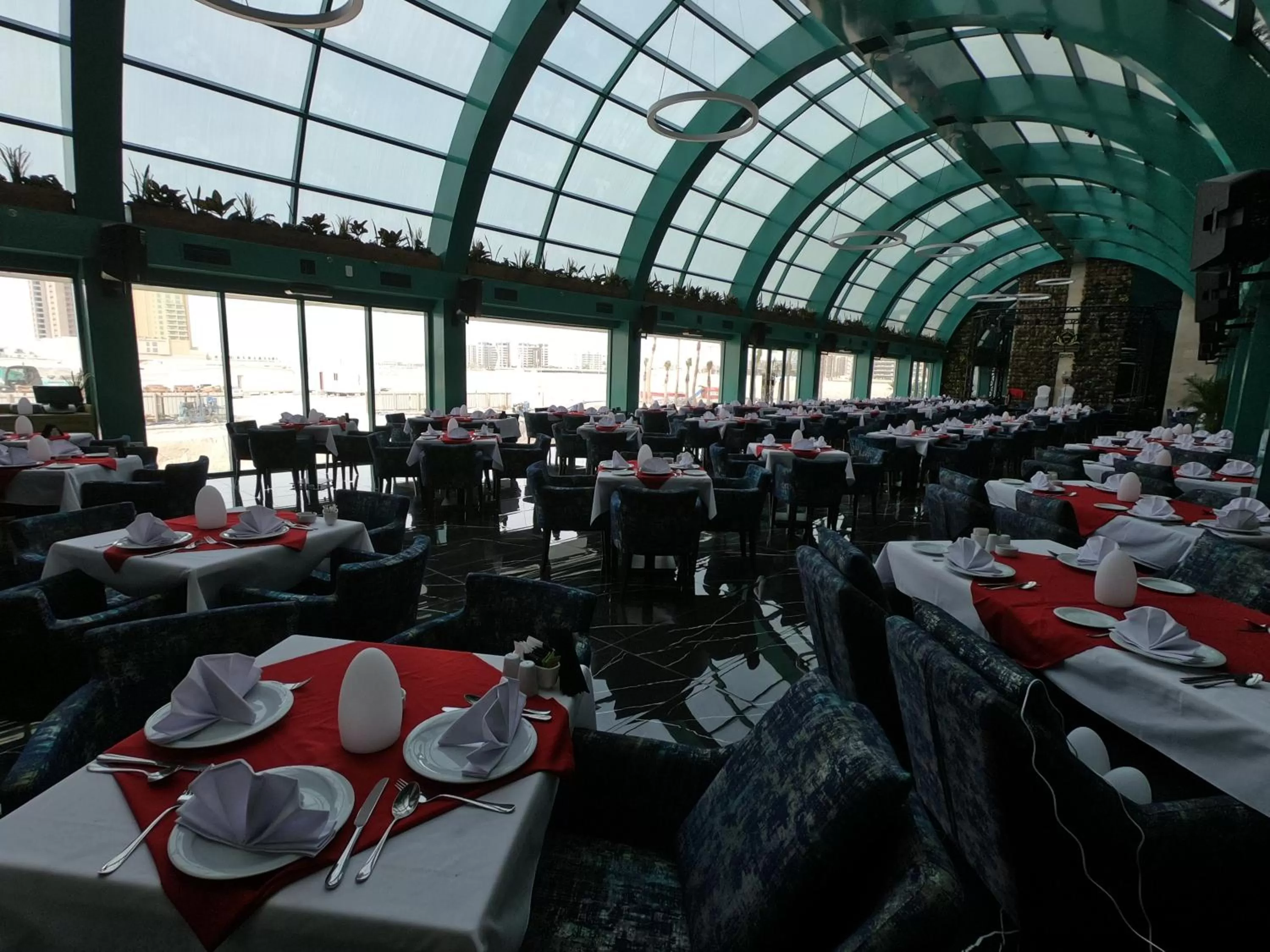 Restaurant/places to eat in Ramada by Wyndham Manama City Centre