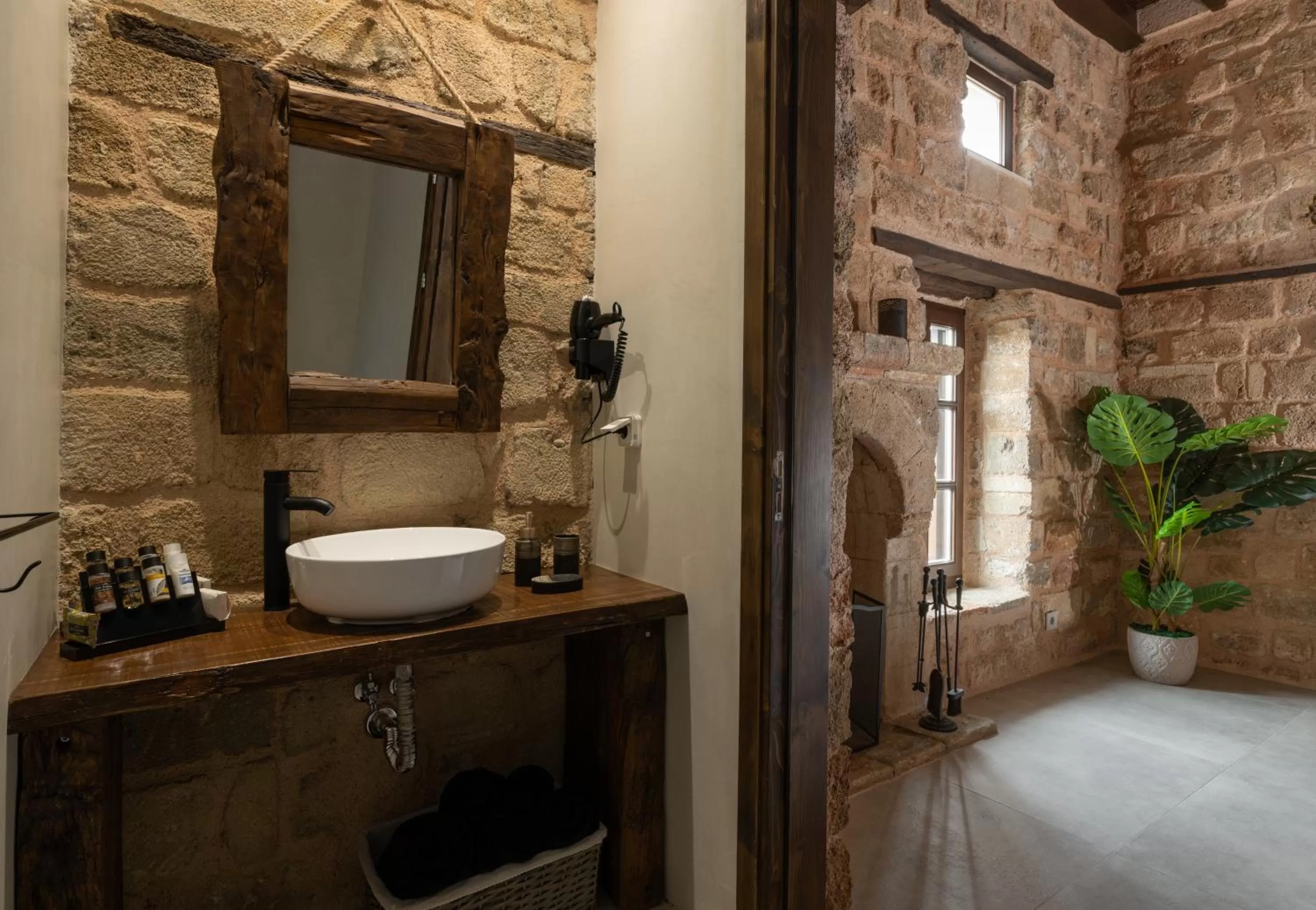 Bathroom in Ancient Knights Luxury Suites