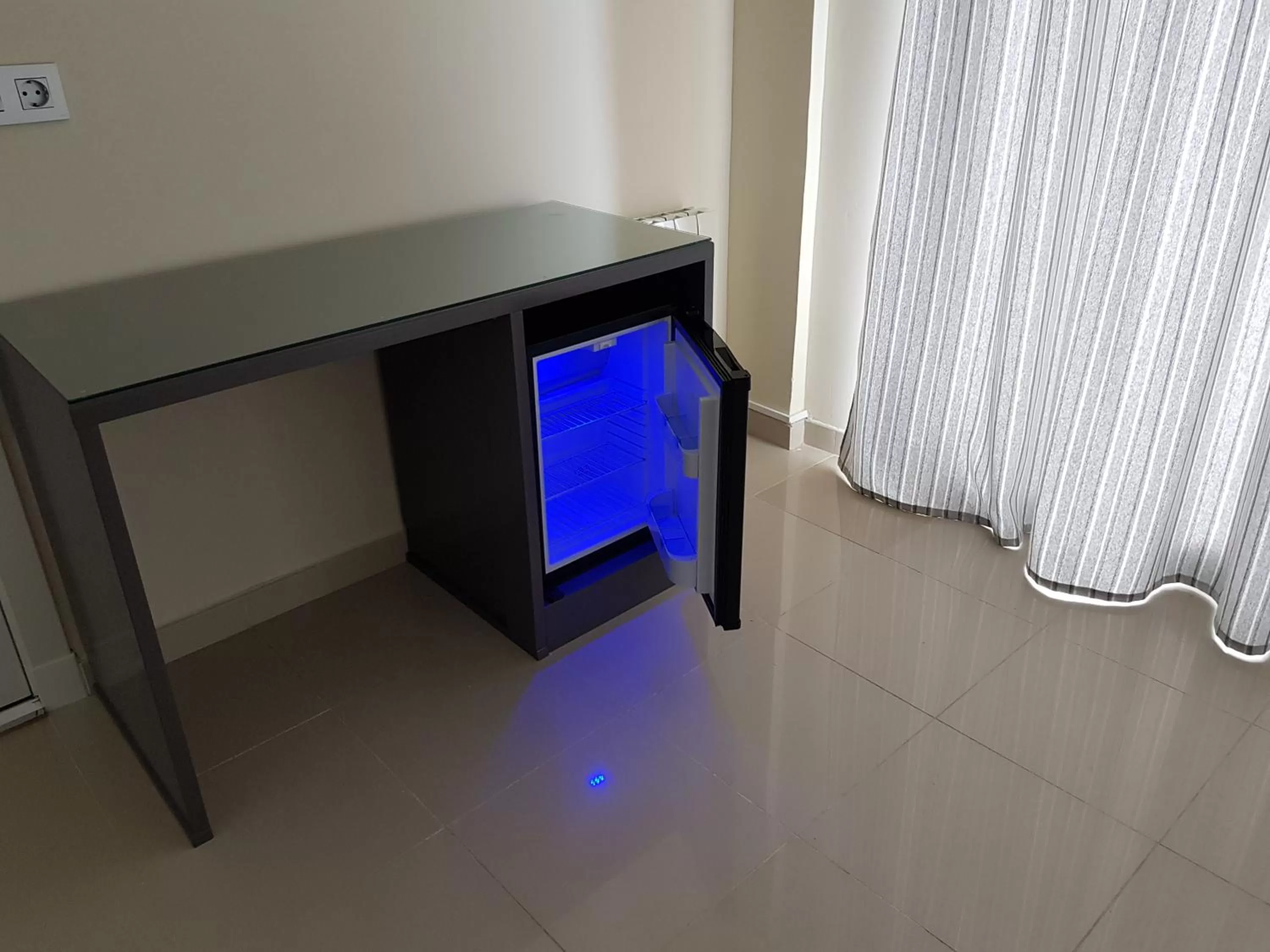 TV/Entertainment Center in Hotel Veracruz