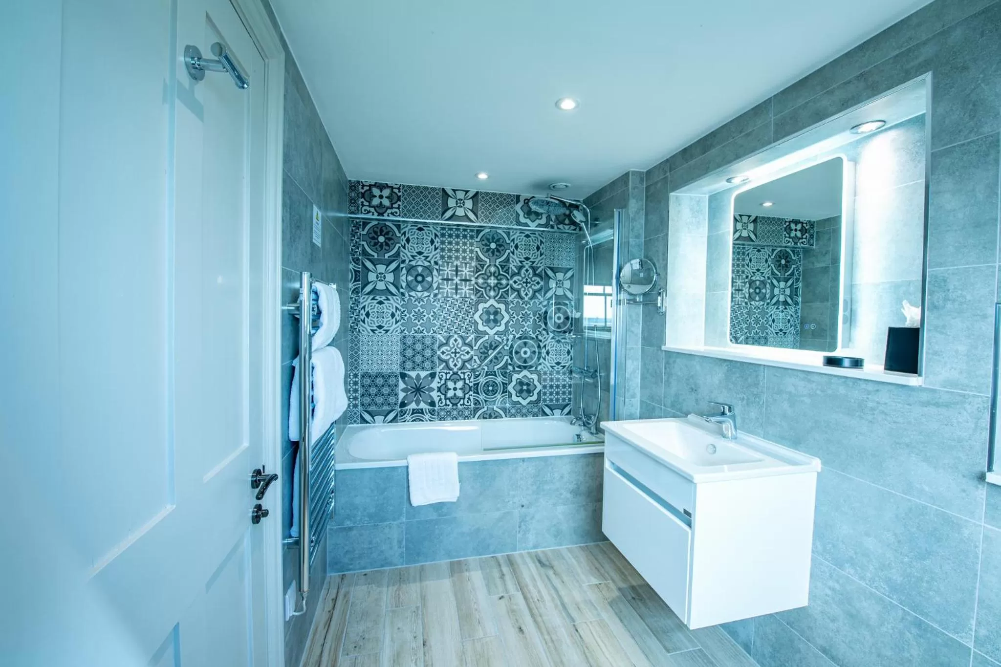 Bathroom in Best Western Premier Dover Marina Hotel & Spa