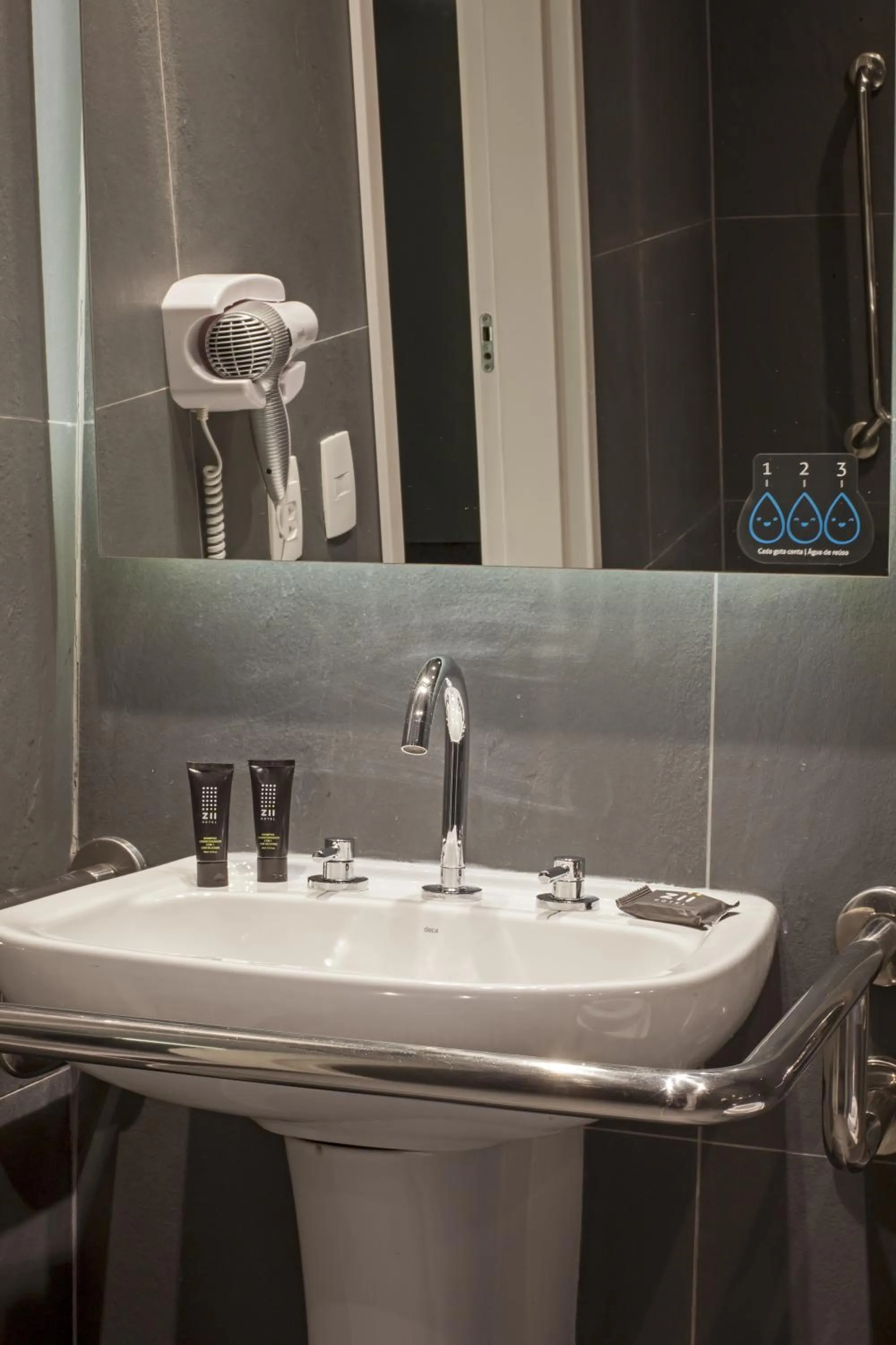 Bathroom in ibis Styles Rio de Janeiro Botafogo