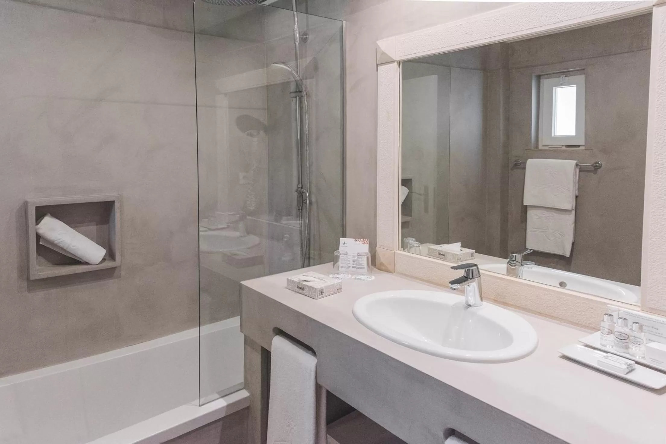 Bathroom in Costa d'Oiro Ambiance Village