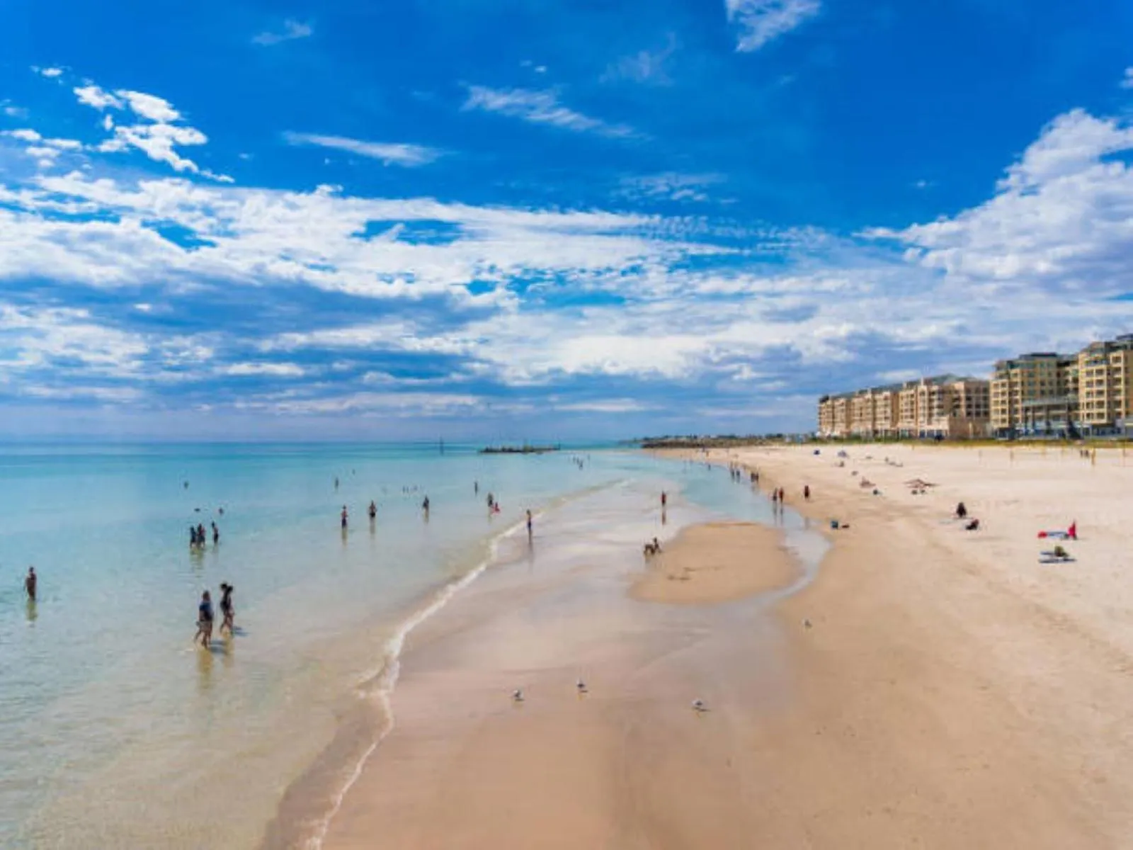 Beach in Comfort Inn Glenelg