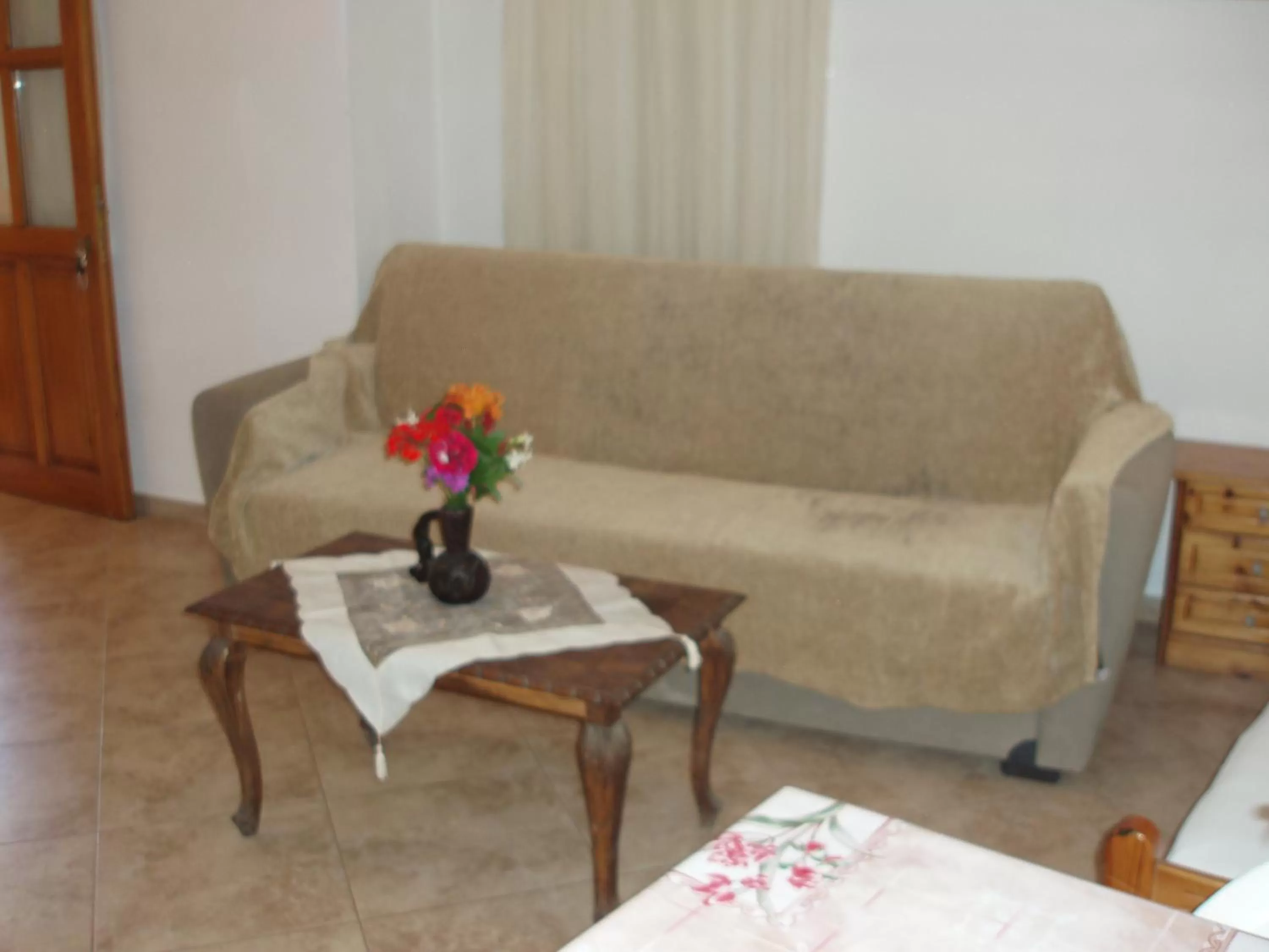 Living room in skiathos studios HL