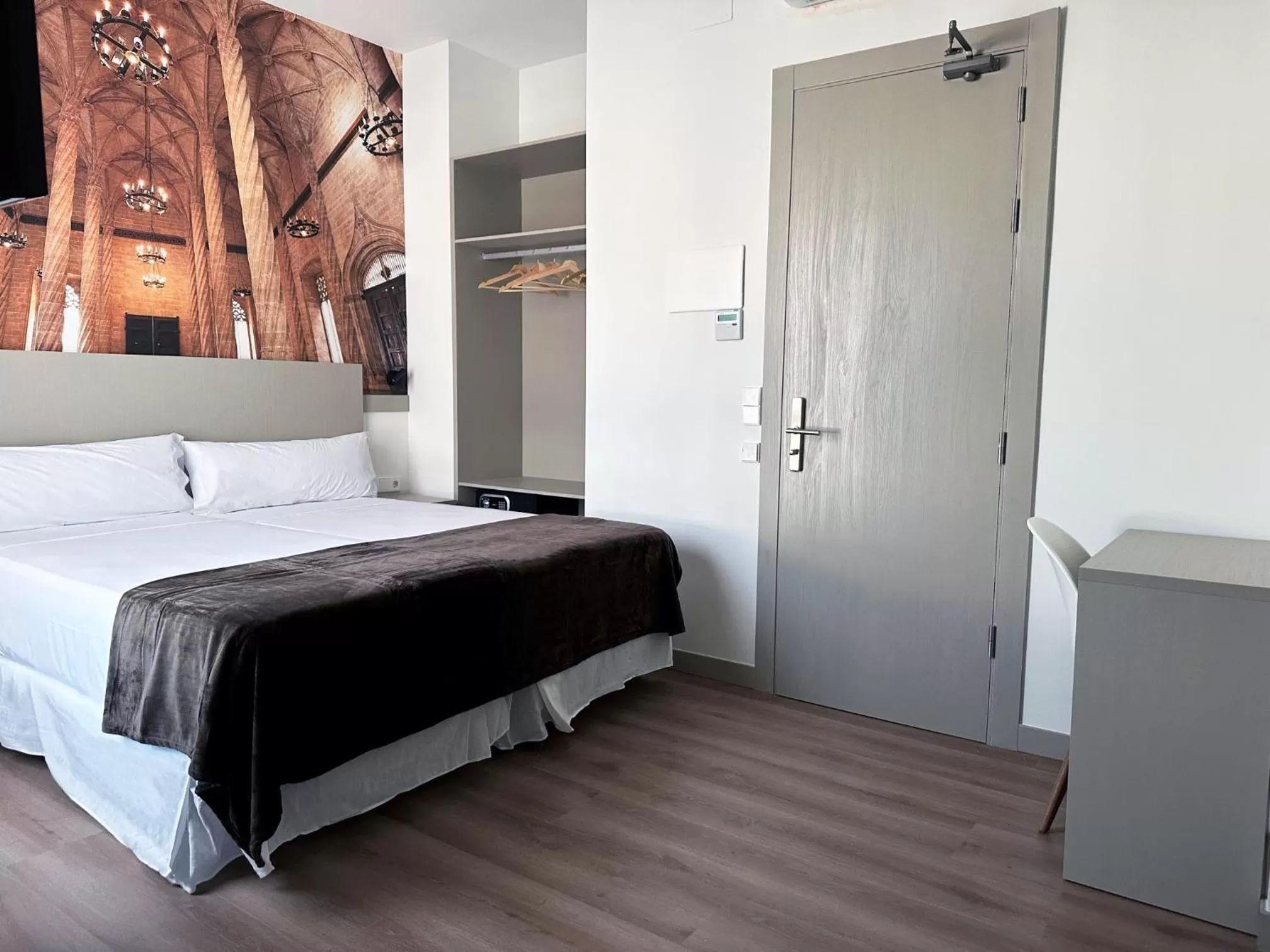 Bed in Hotel BESTPRICE Valencia