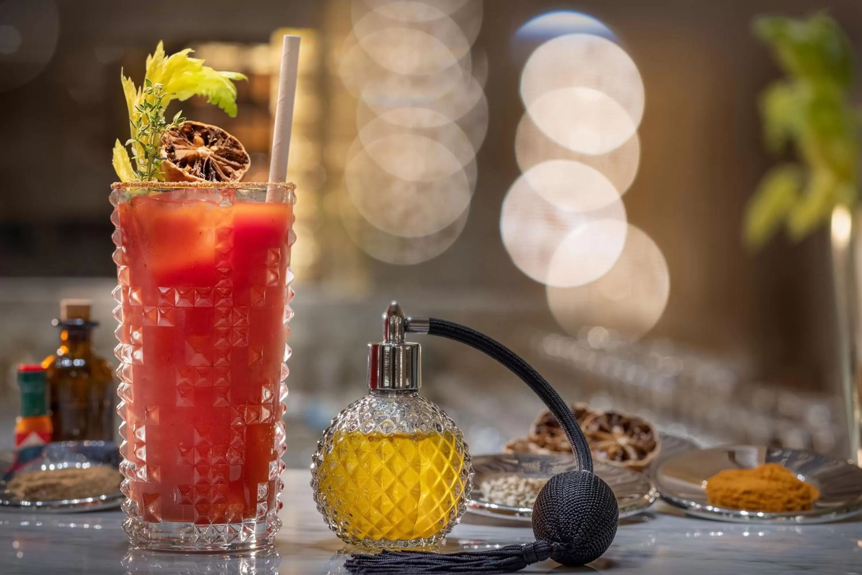 Restaurant/places to eat in The St. Regis Dubai, The Palm