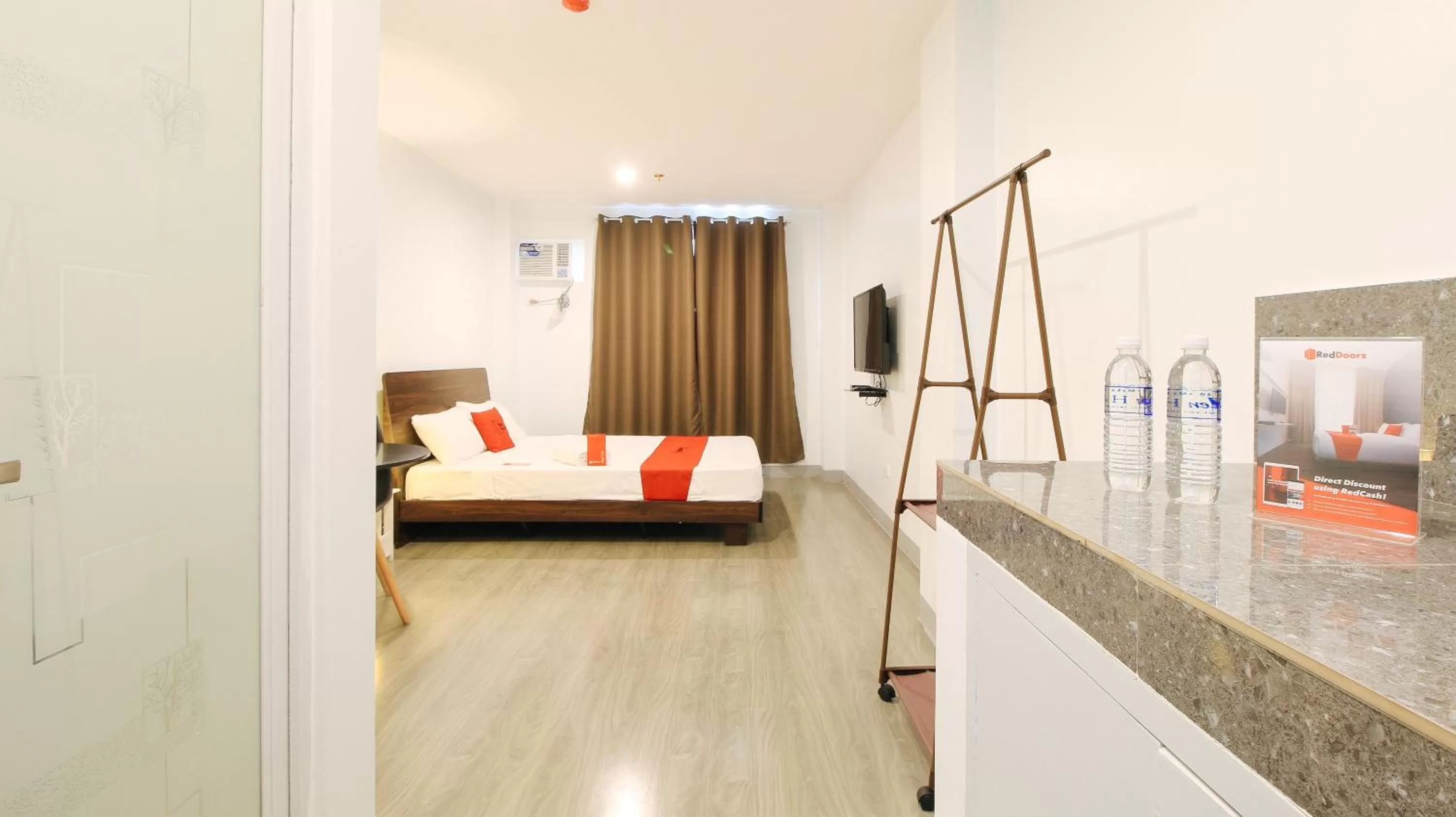 Bedroom, Bed in RedDoorz near Zobel Roxas St