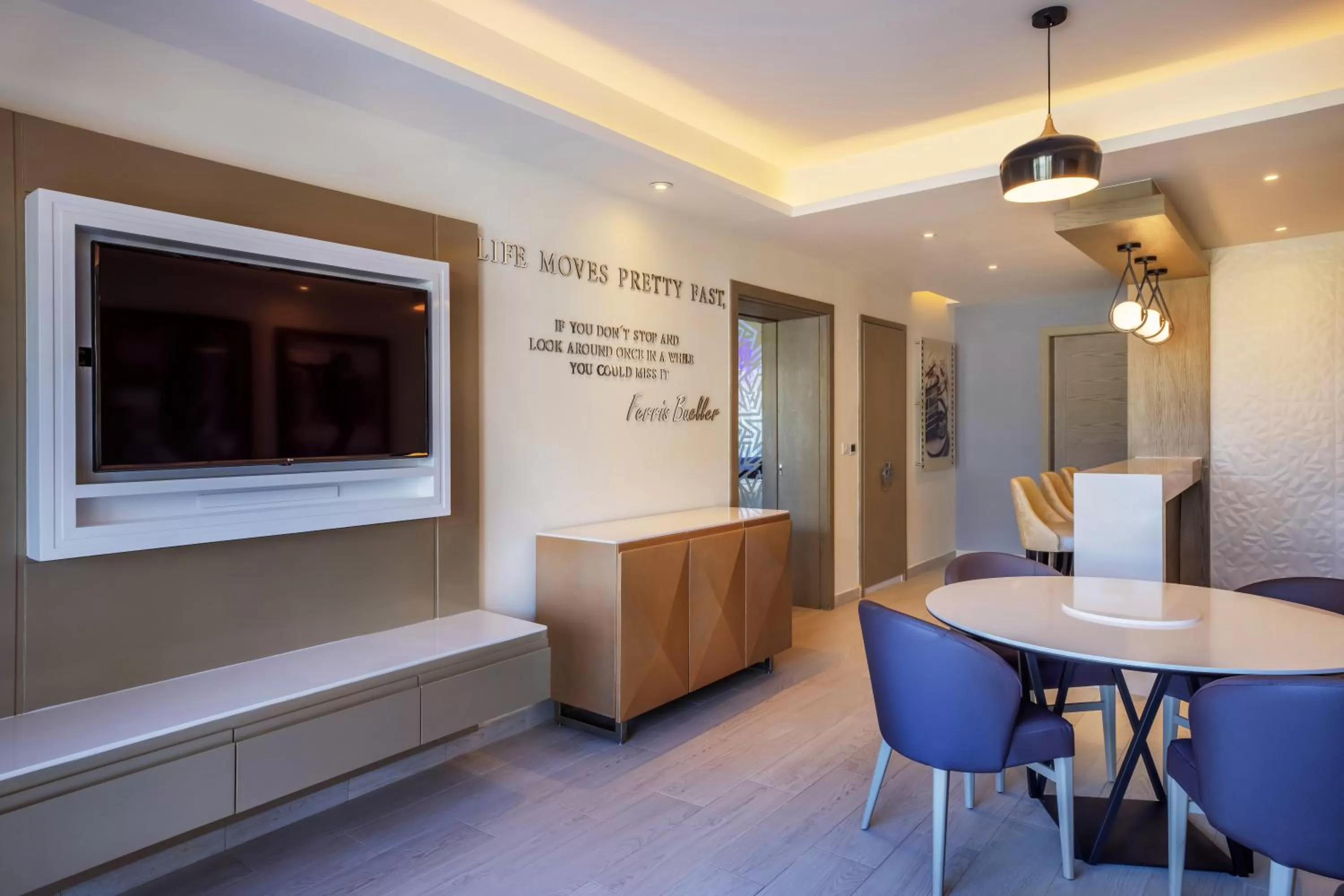 Living room in Planet Hollywood Cancun by Royalton, An Autograph Collection All-Inclusive Resort