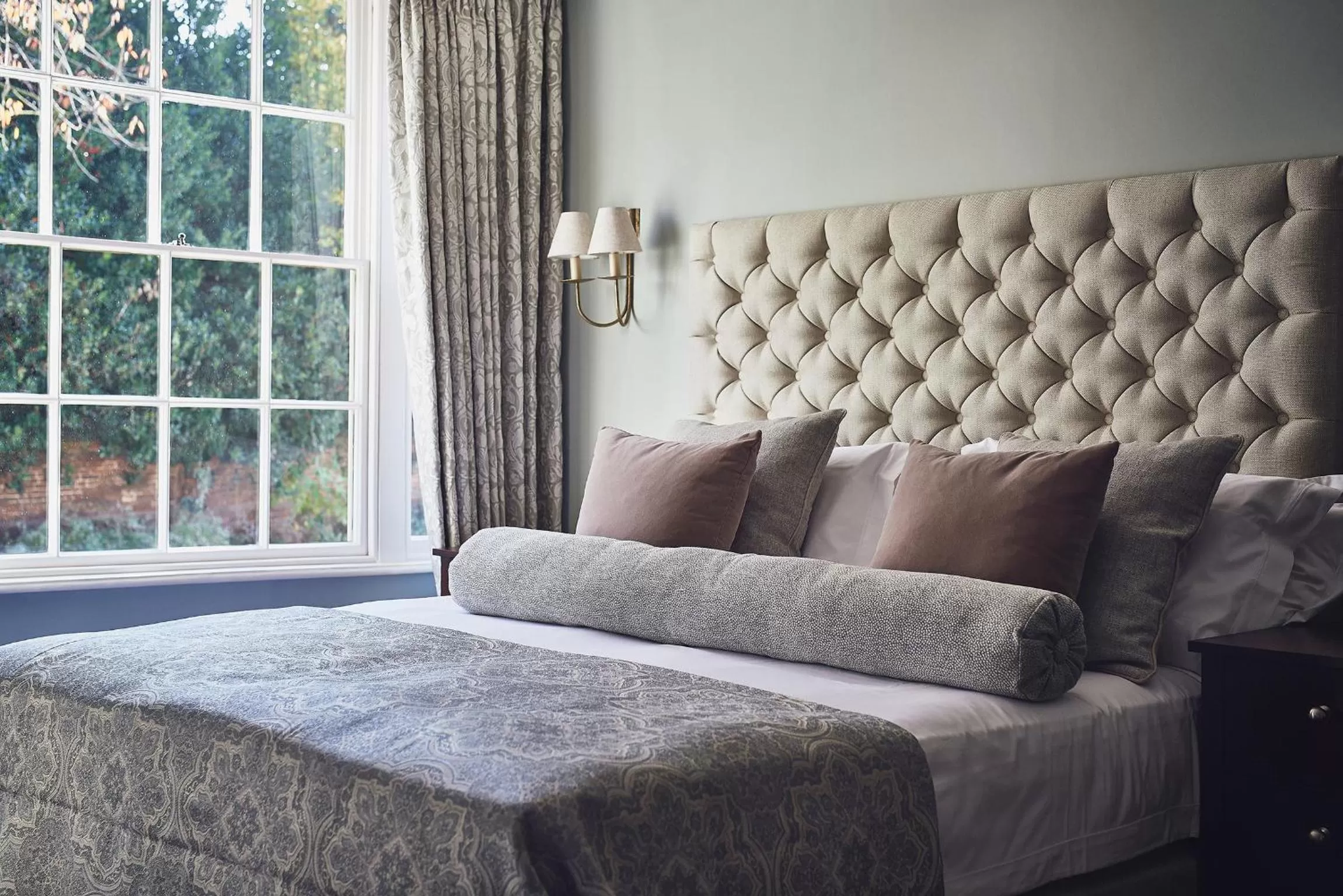 Bedroom, Bed in Marquis Suffolk