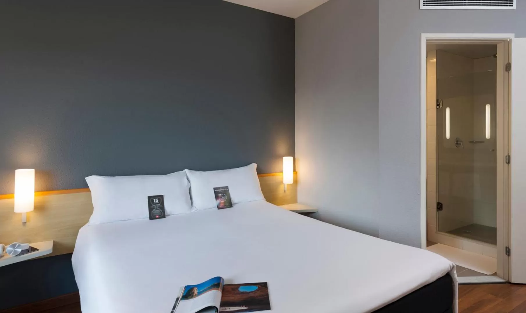 Bed in ibis Campinas