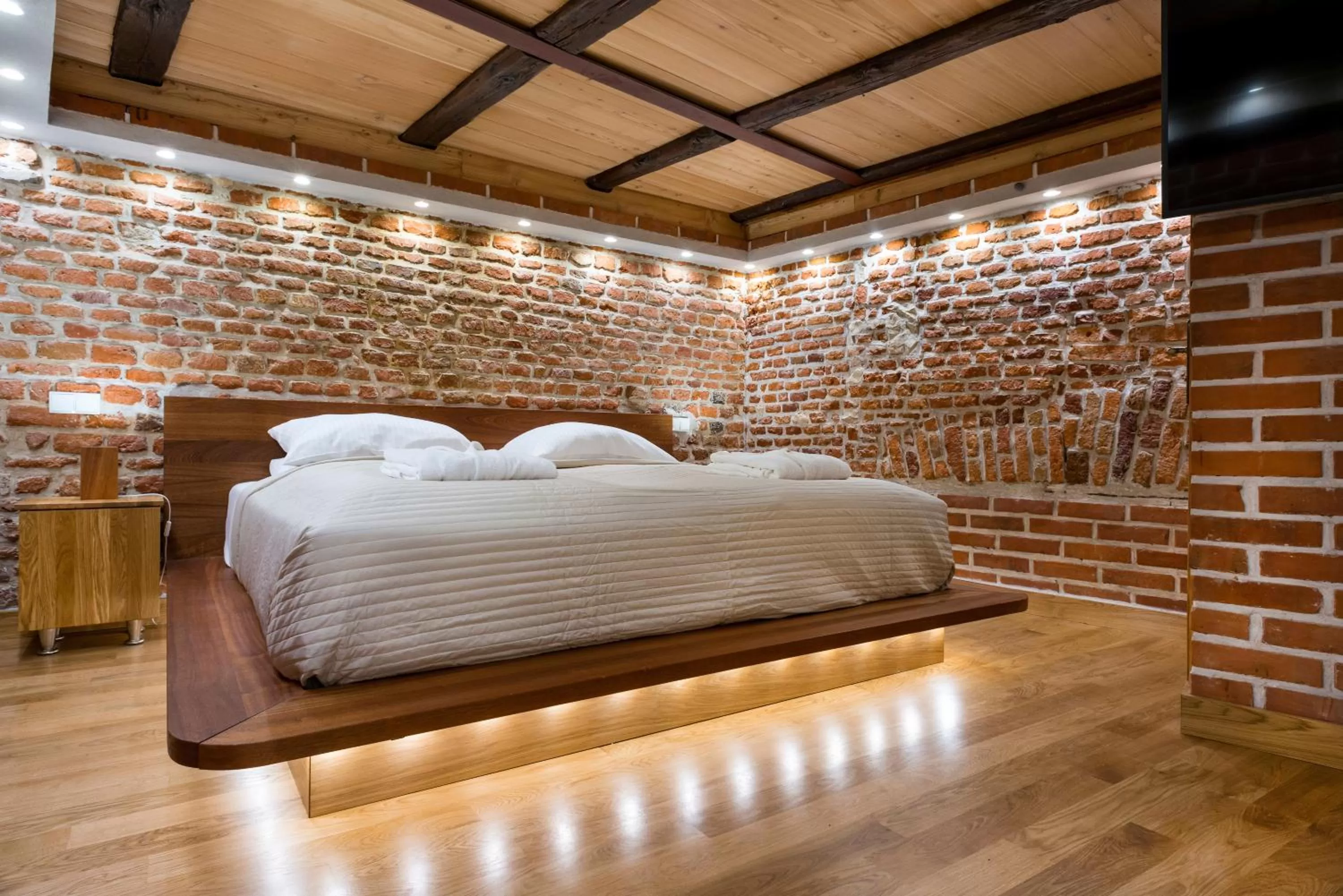 Bed in Aparthotel Stare Miasto