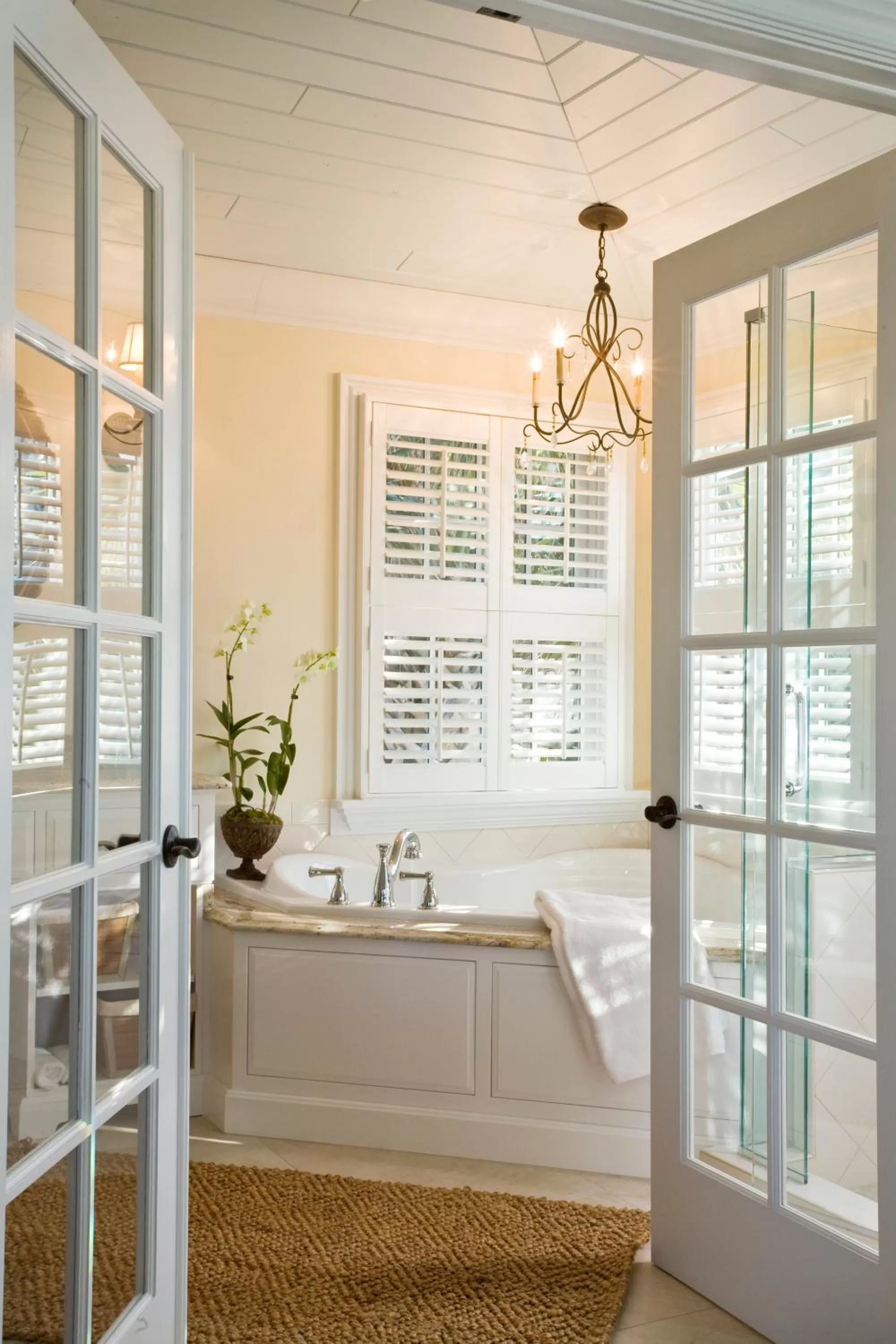 Bathroom in Port d'Hiver Bed and Breakfast