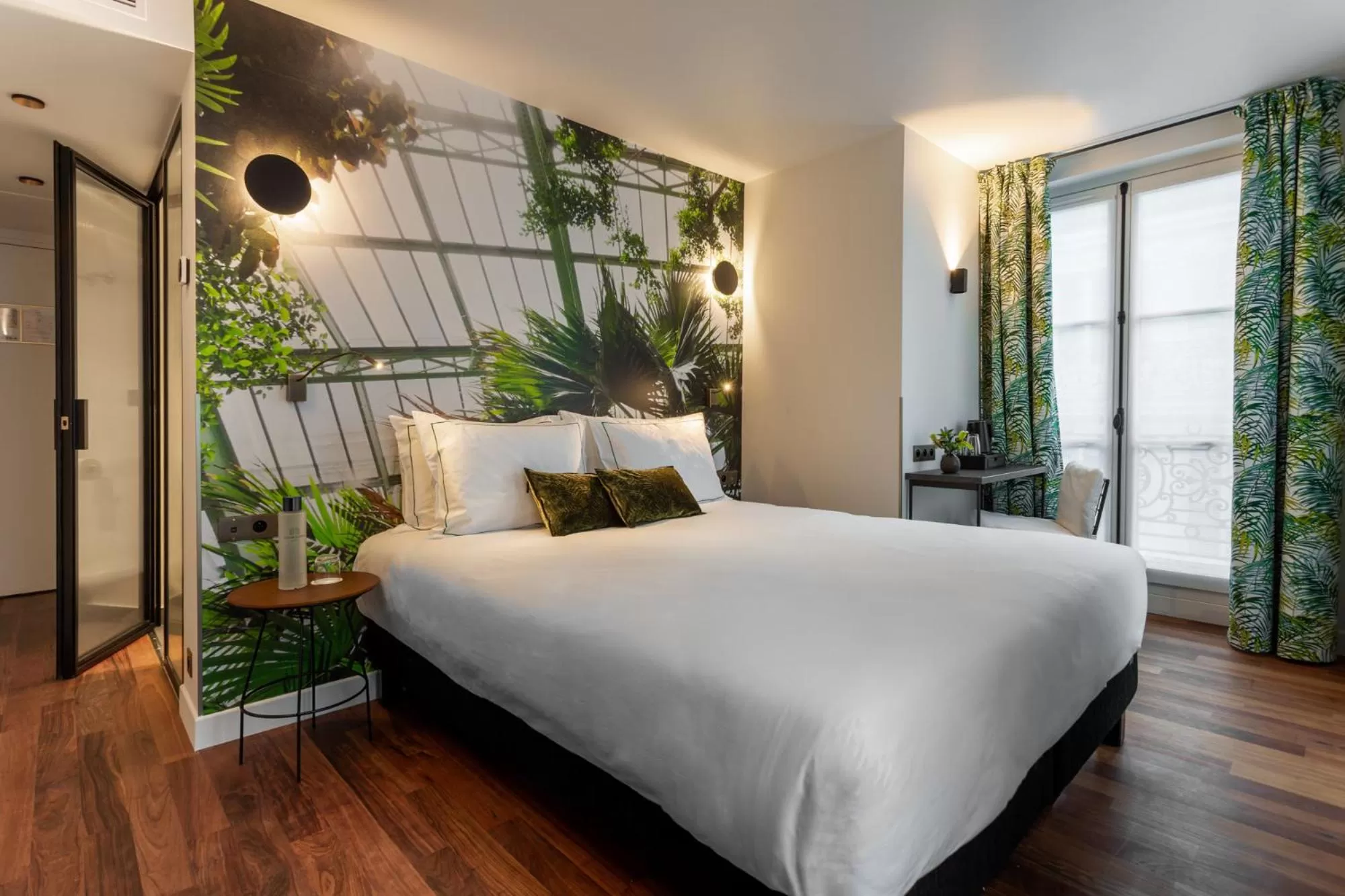 Bed in Bonsoir Madame